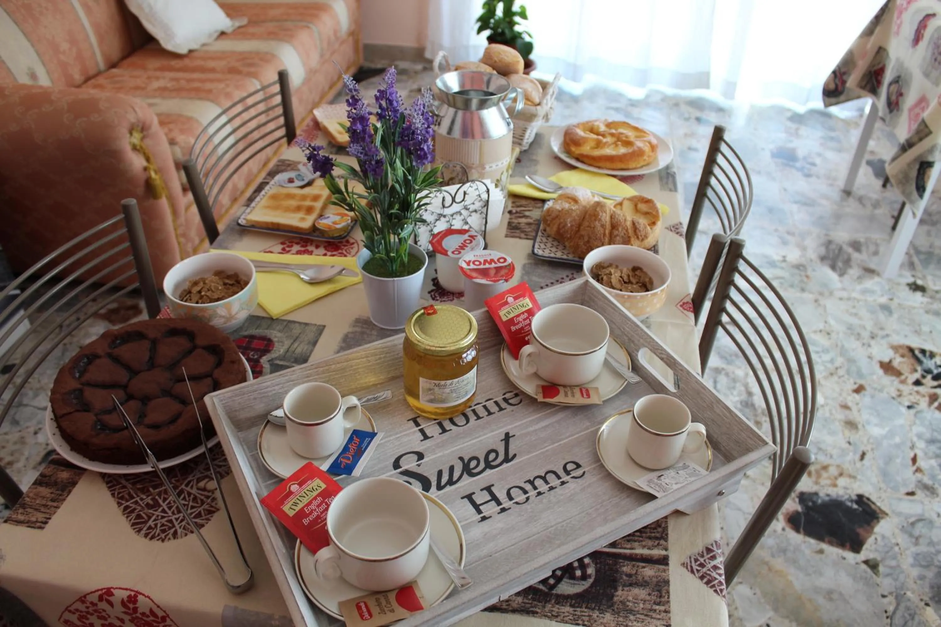 Dining area in Casamia B&B