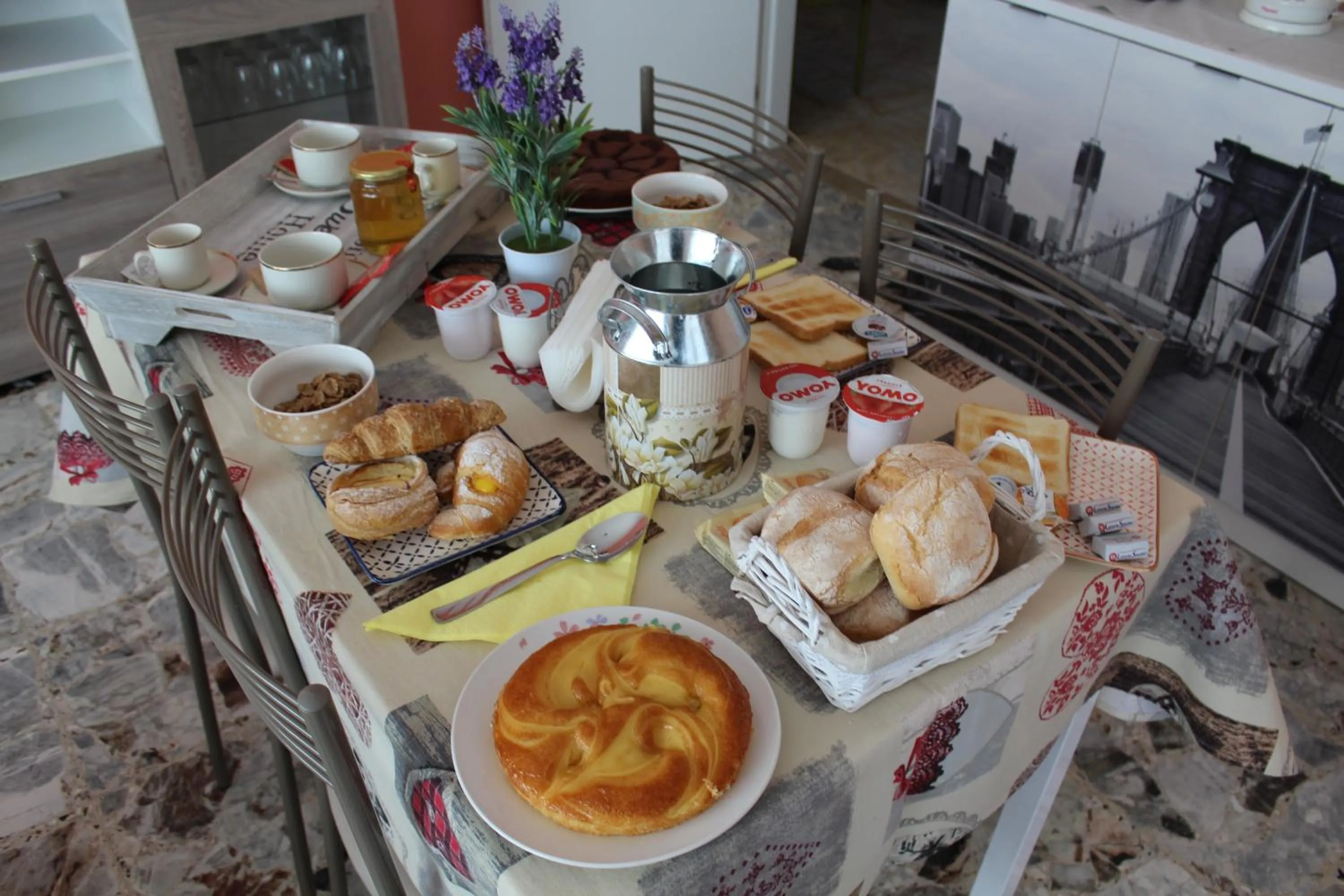 Buffet breakfast in Casamia B&B