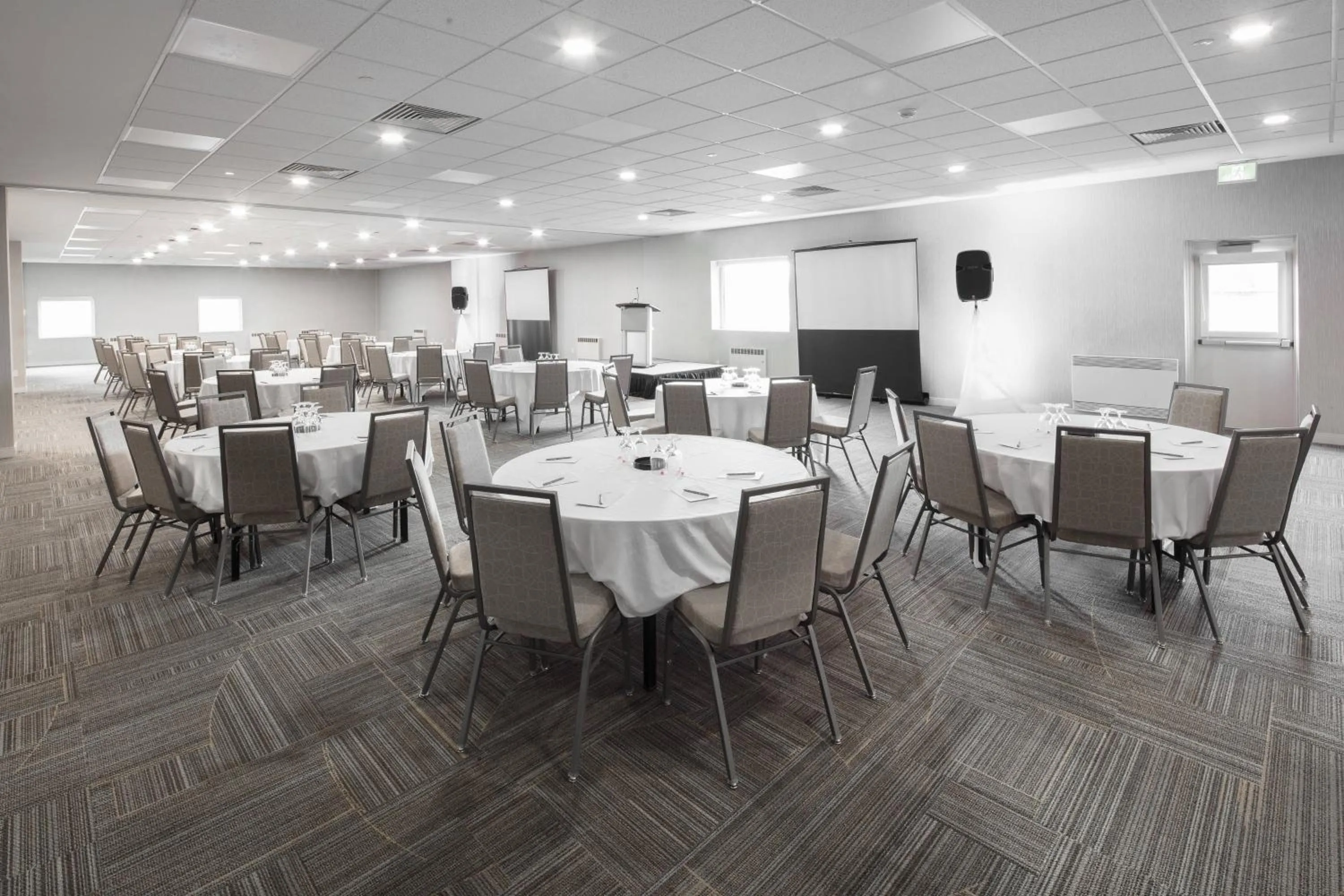 Meeting/conference room in Delta Hotels by Marriott Beausejour