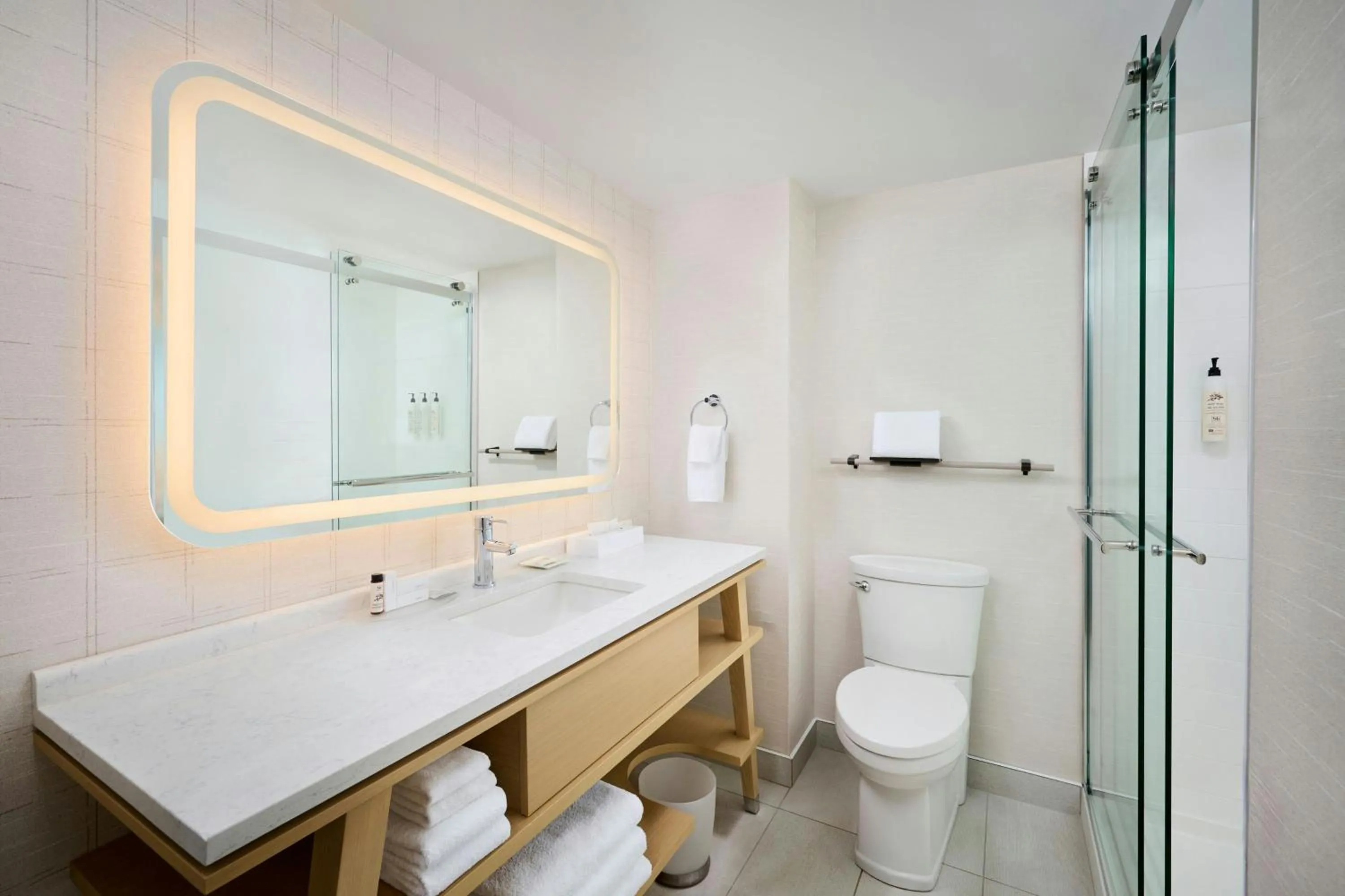 Bathroom in Delta Hotels by Marriott Beausejour