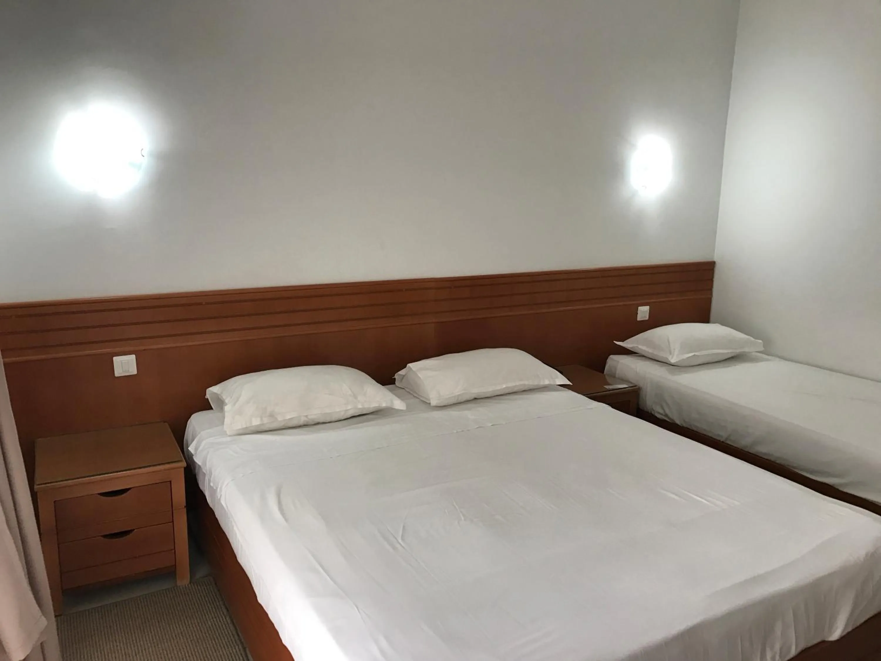 Bed in Hotel AL KARMEL