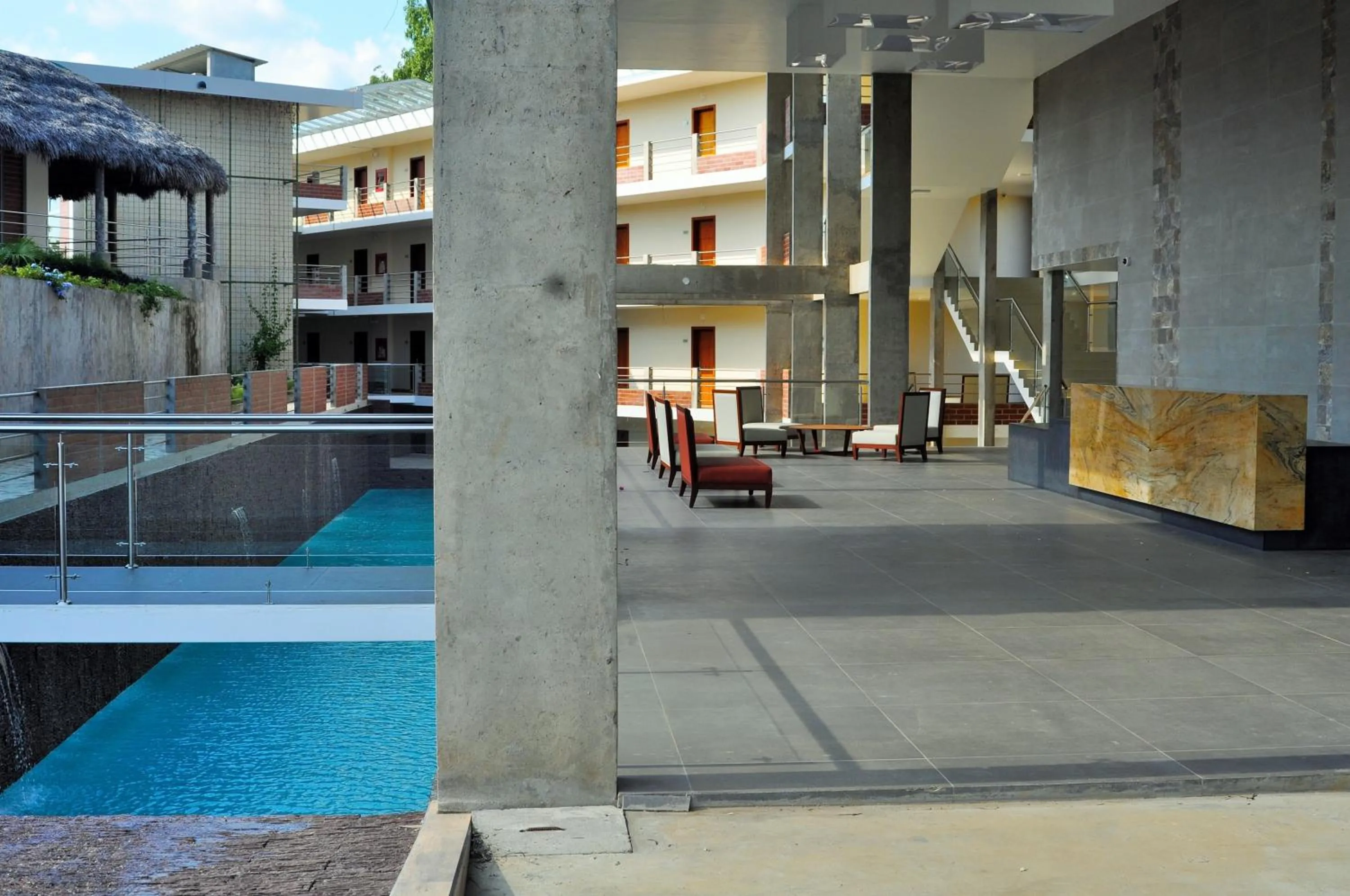 Swimming pool in Gran Hotel de Lago - Shushufindi