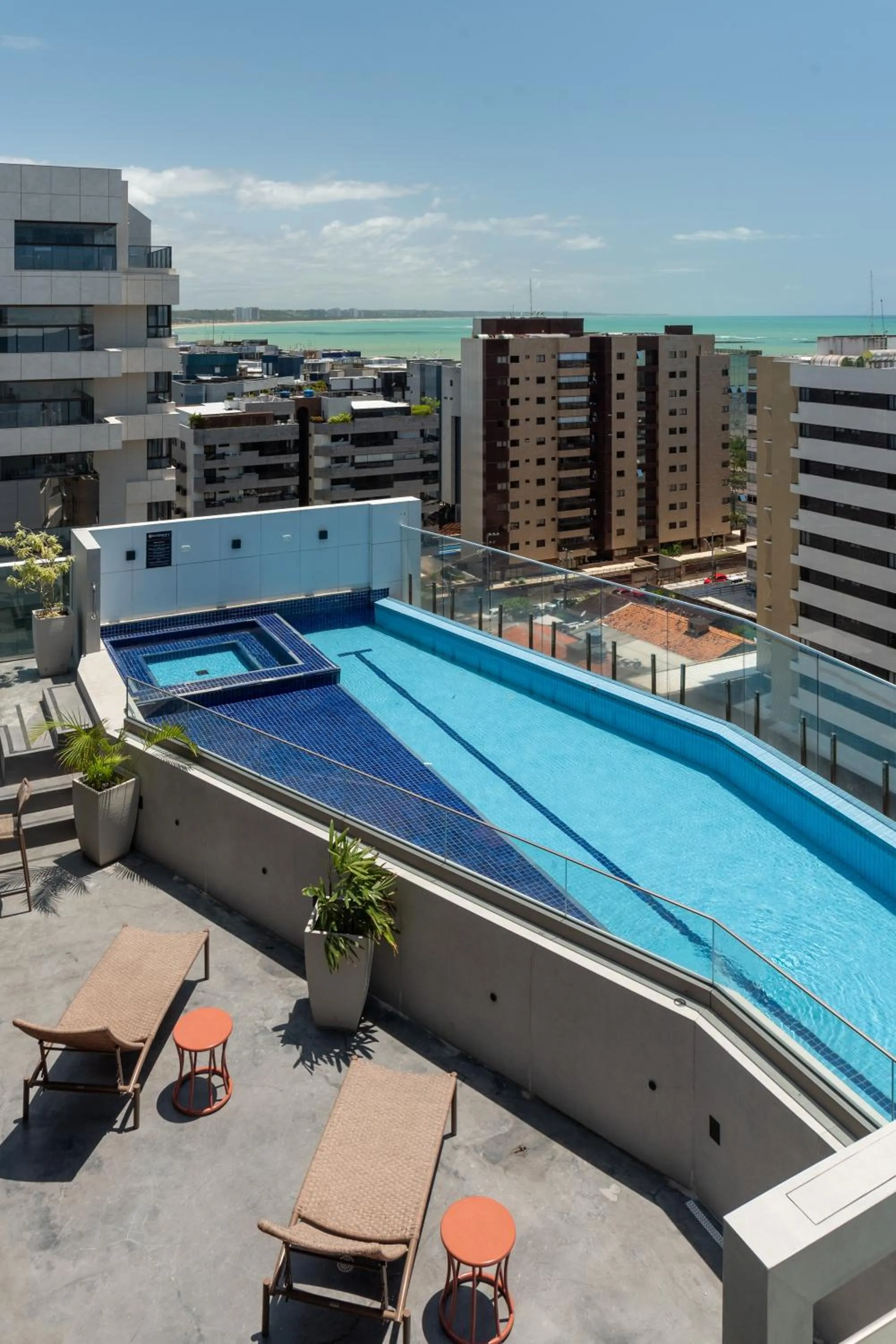 Swimming pool in Intercity Maceio