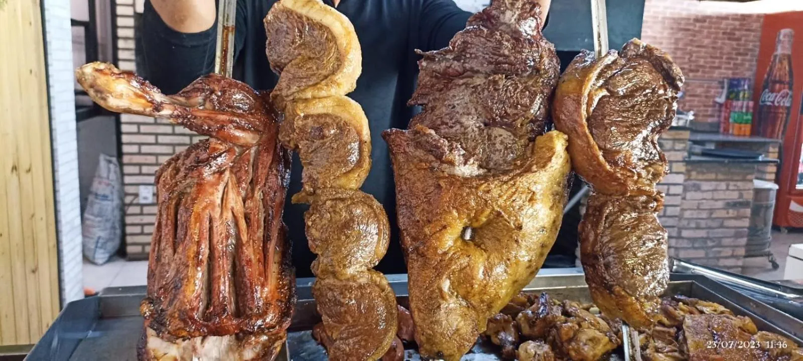 Restaurant/places to eat in Pak Suítes Hotel