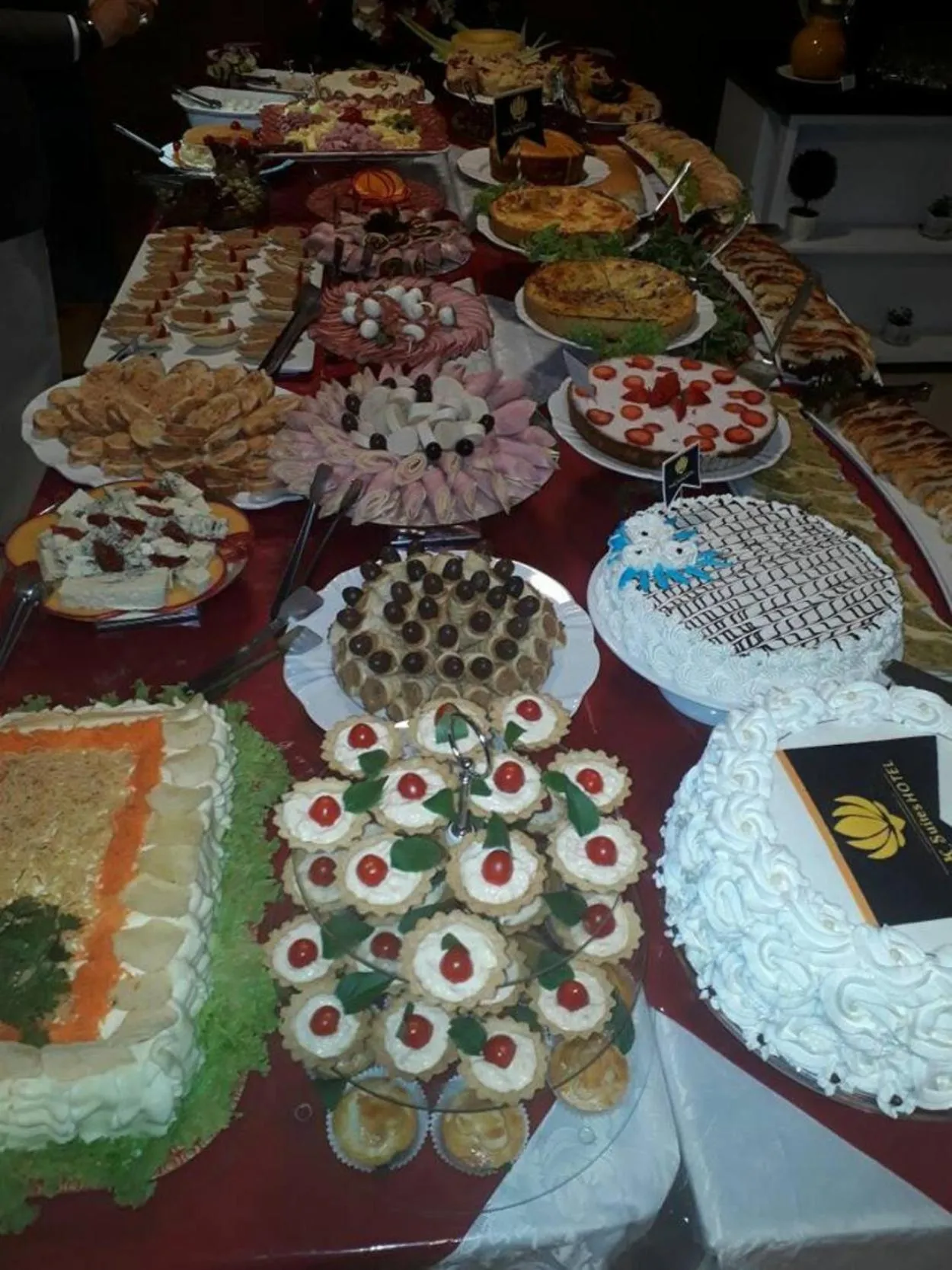 Breakfast in Pak Suítes Hotel