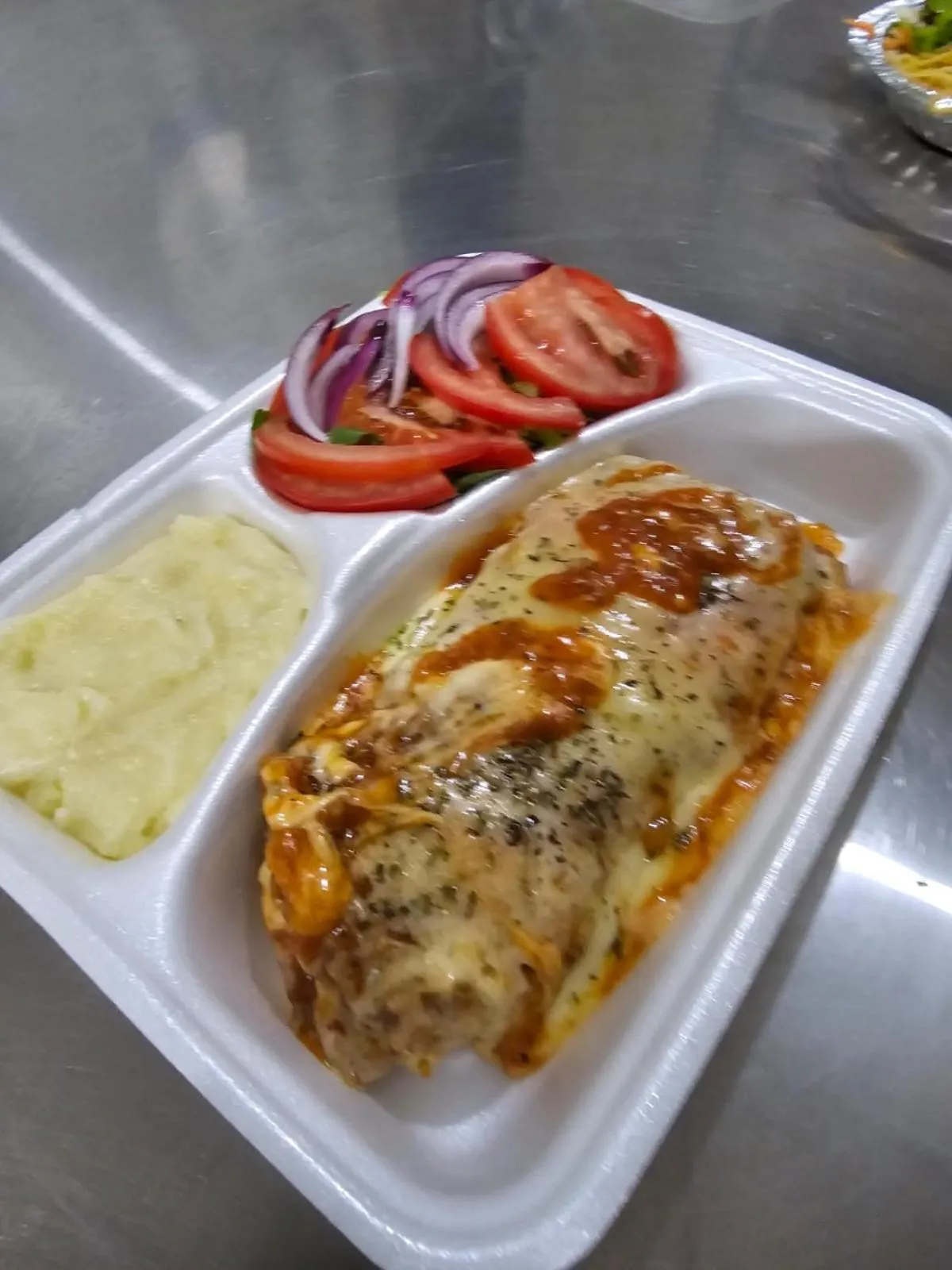 Restaurant/places to eat in Pak Suítes Hotel