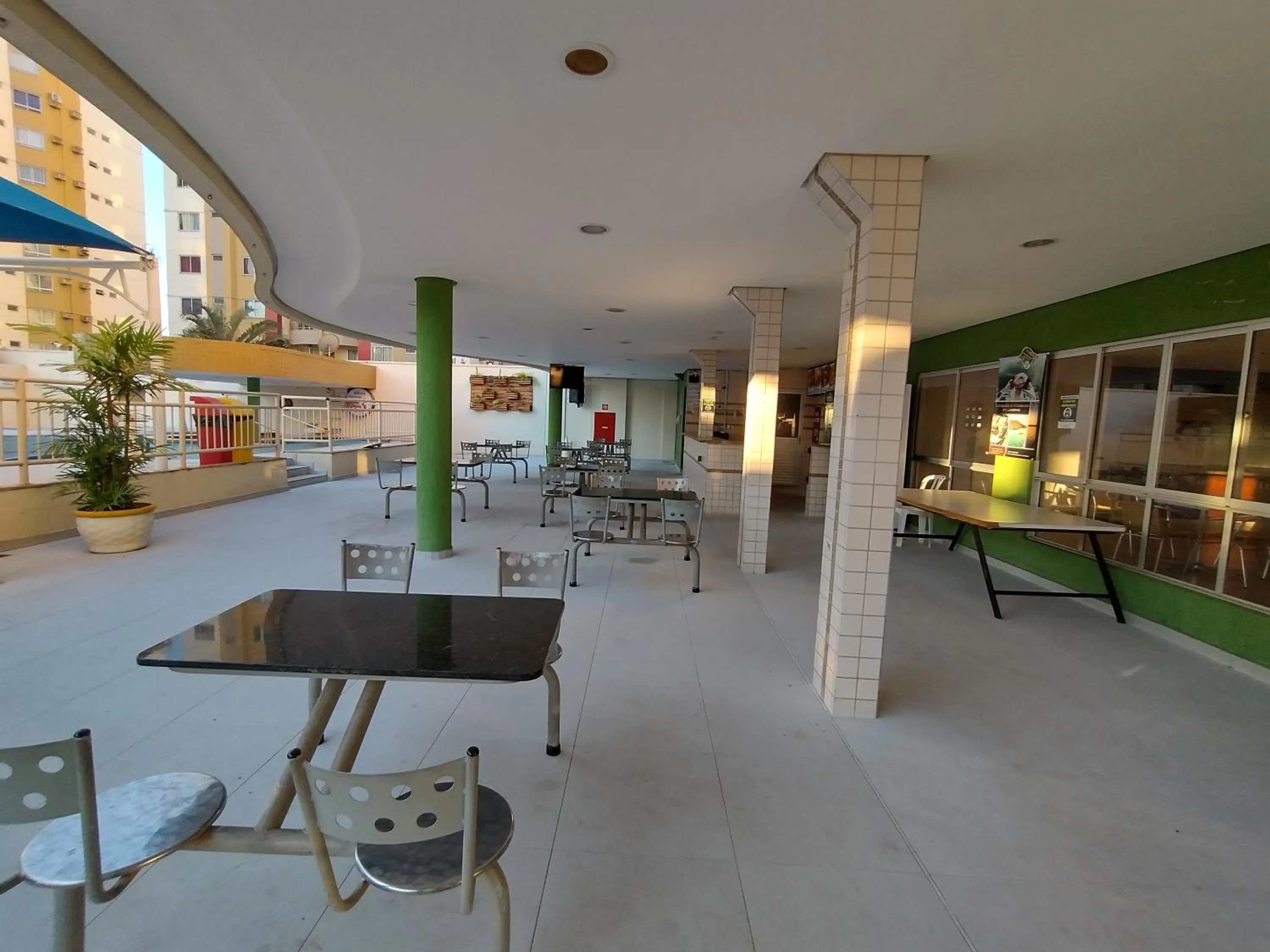 Meals in Vitória das Thermas Caldas Novas - ACHEI FERIAS - Com Roupa de Cama