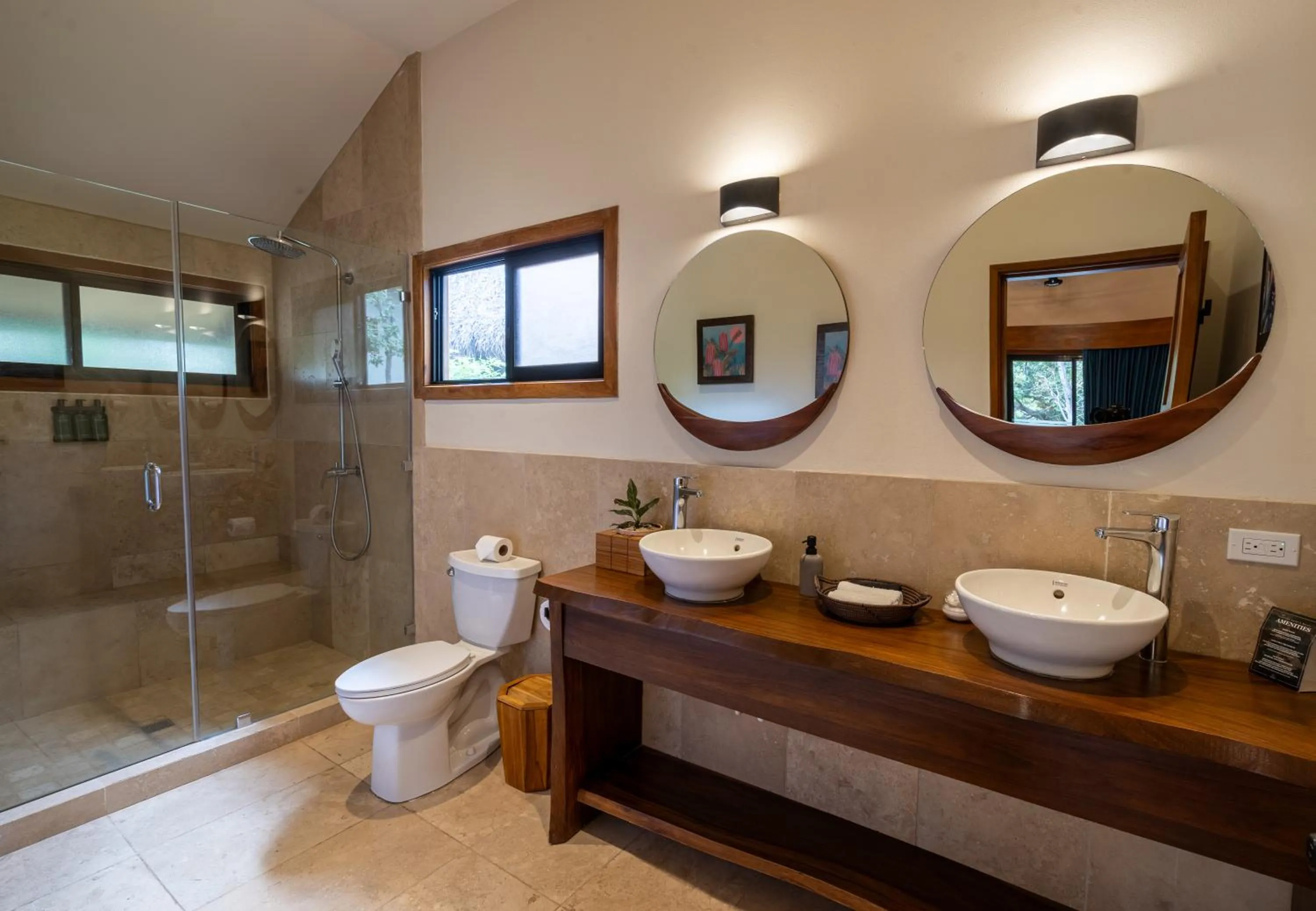 Toilet in TreeCasa Hotel & Resort Nicaragua