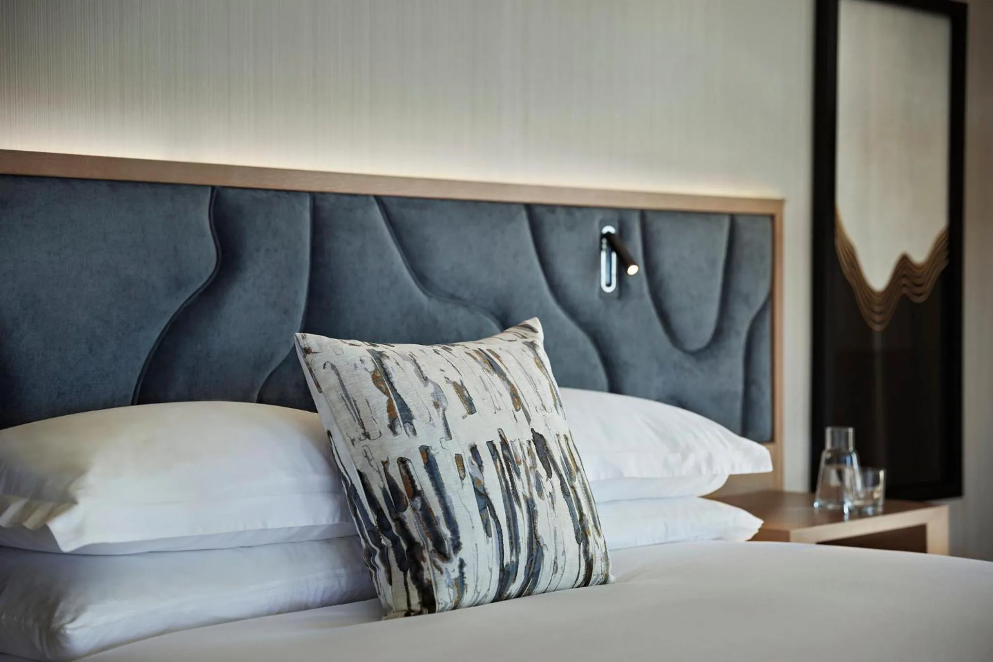 Photo of the whole room, Bed in Kimpton Sawyer Hotel by IHG