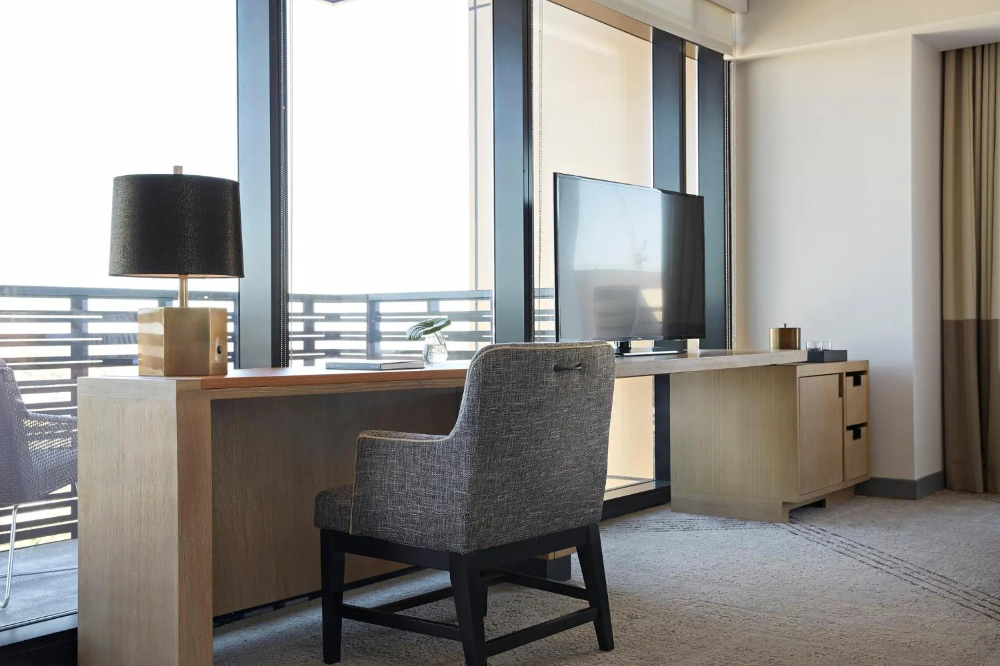 Photo of the whole room in Kimpton Sawyer Hotel by IHG