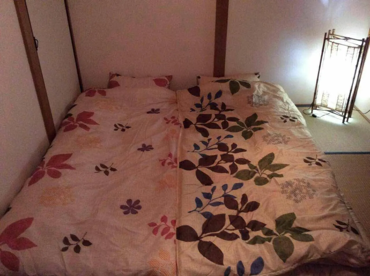 Bed in Komorebi