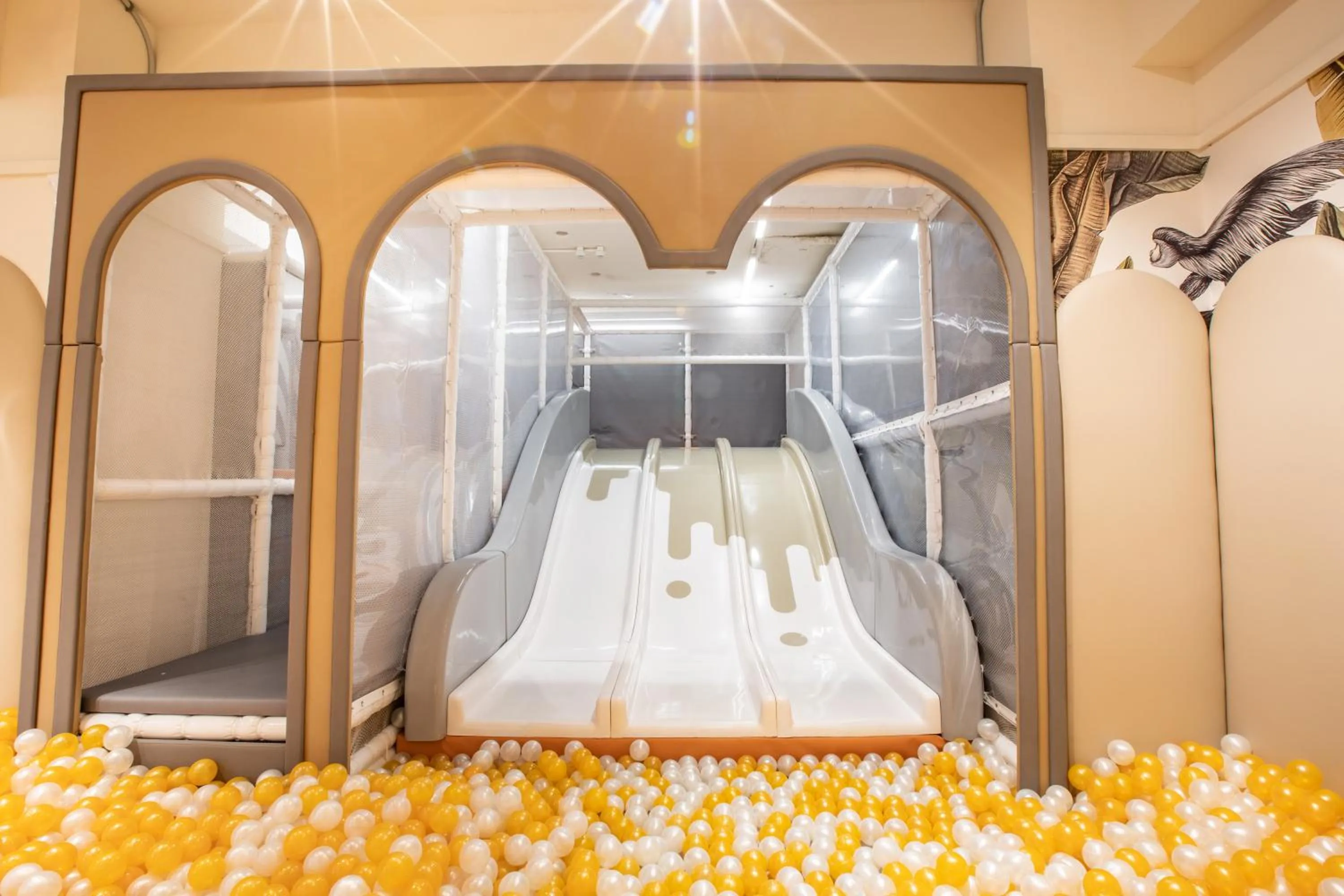 Children play ground, Bed in Mega Hotel