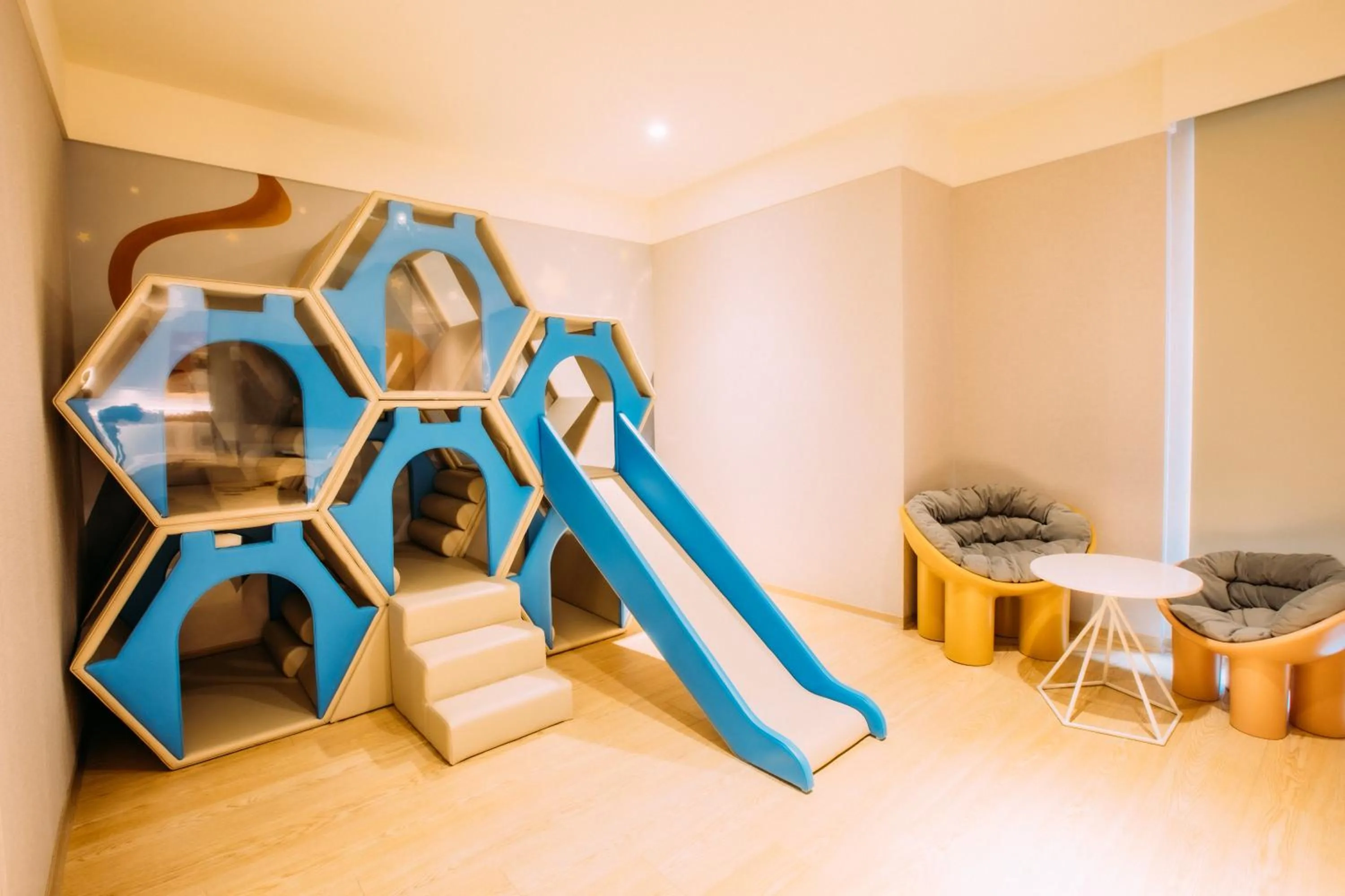 Photo of the whole room in Mega Hotel