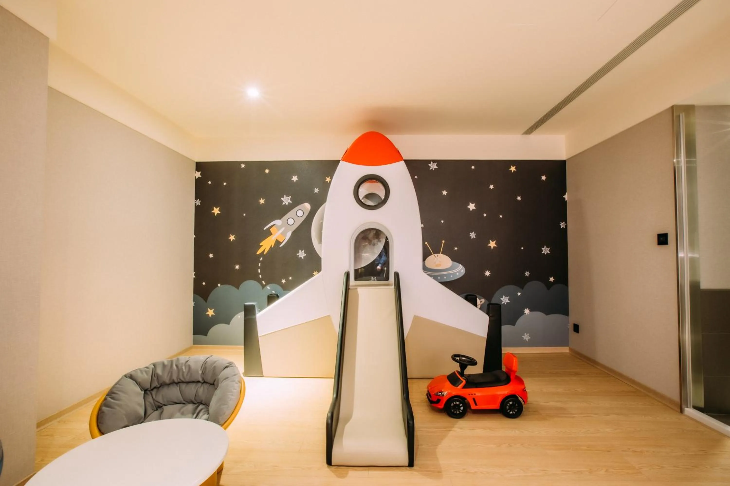 Living room in Mega Hotel