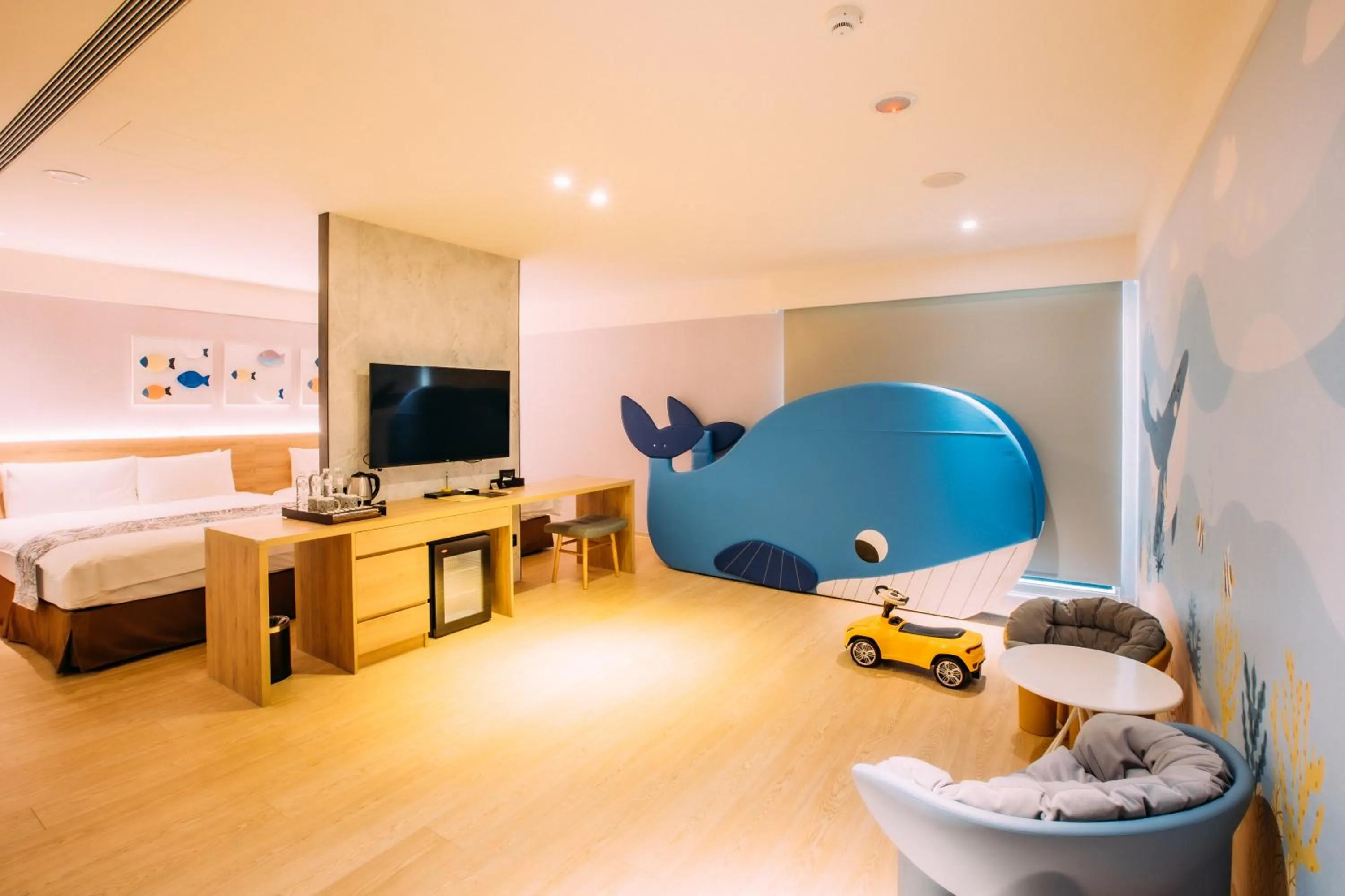 TV and multimedia, Bed in Mega Hotel