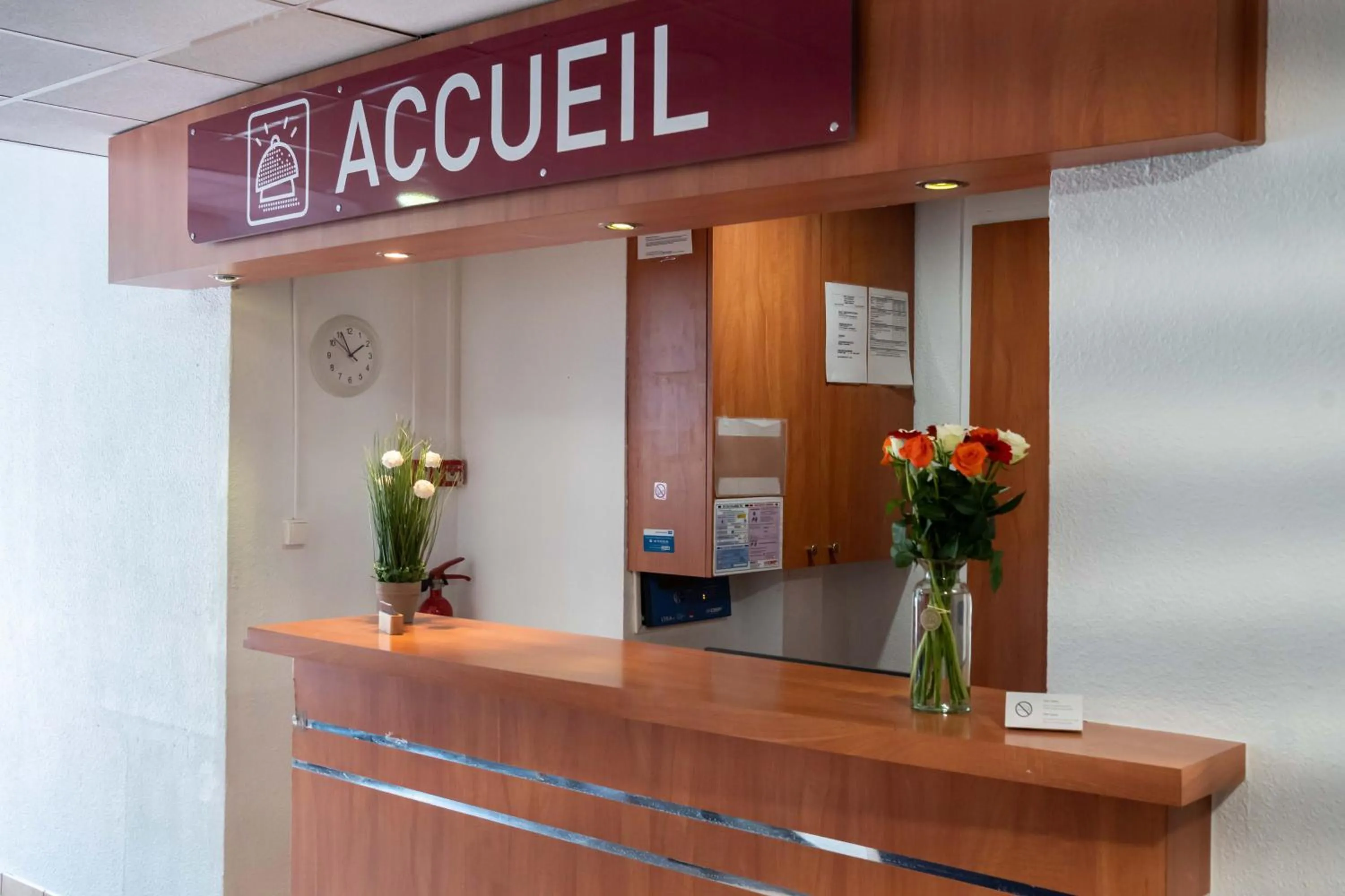 Lobby or reception in Urban by balladins Eaubonne