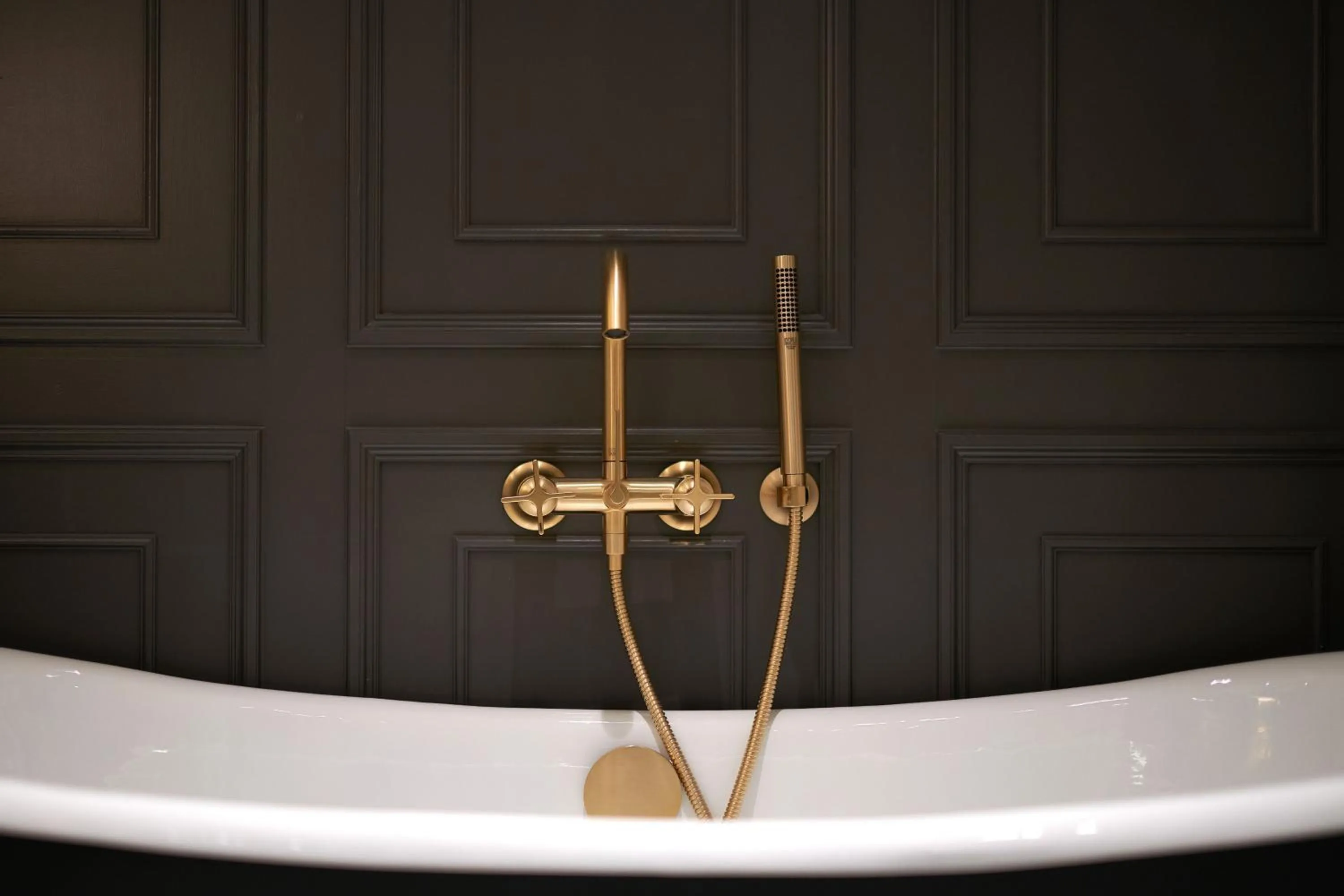 Bath in Cameron House on Loch Lomond