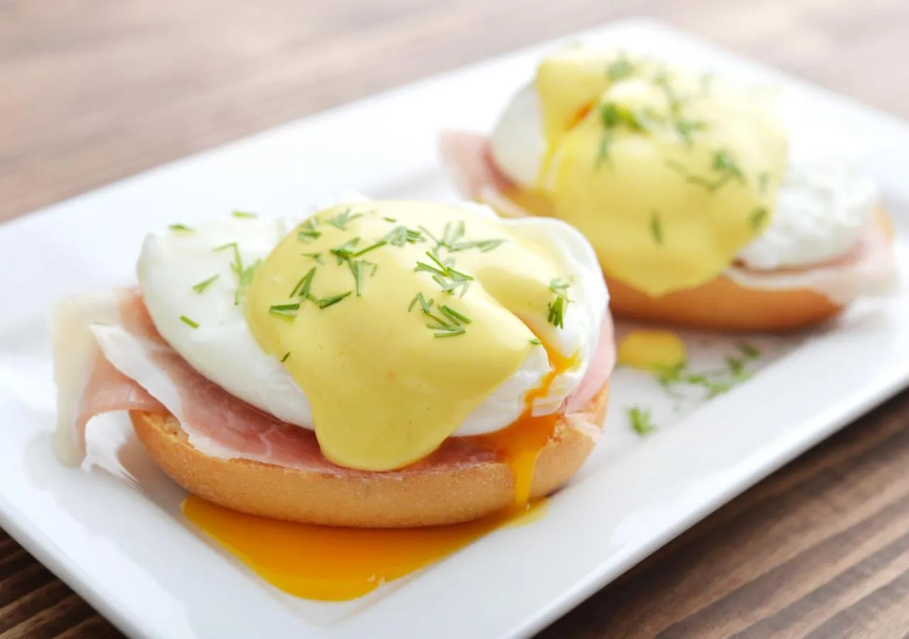 Breakfast in Cameron House on Loch Lomond