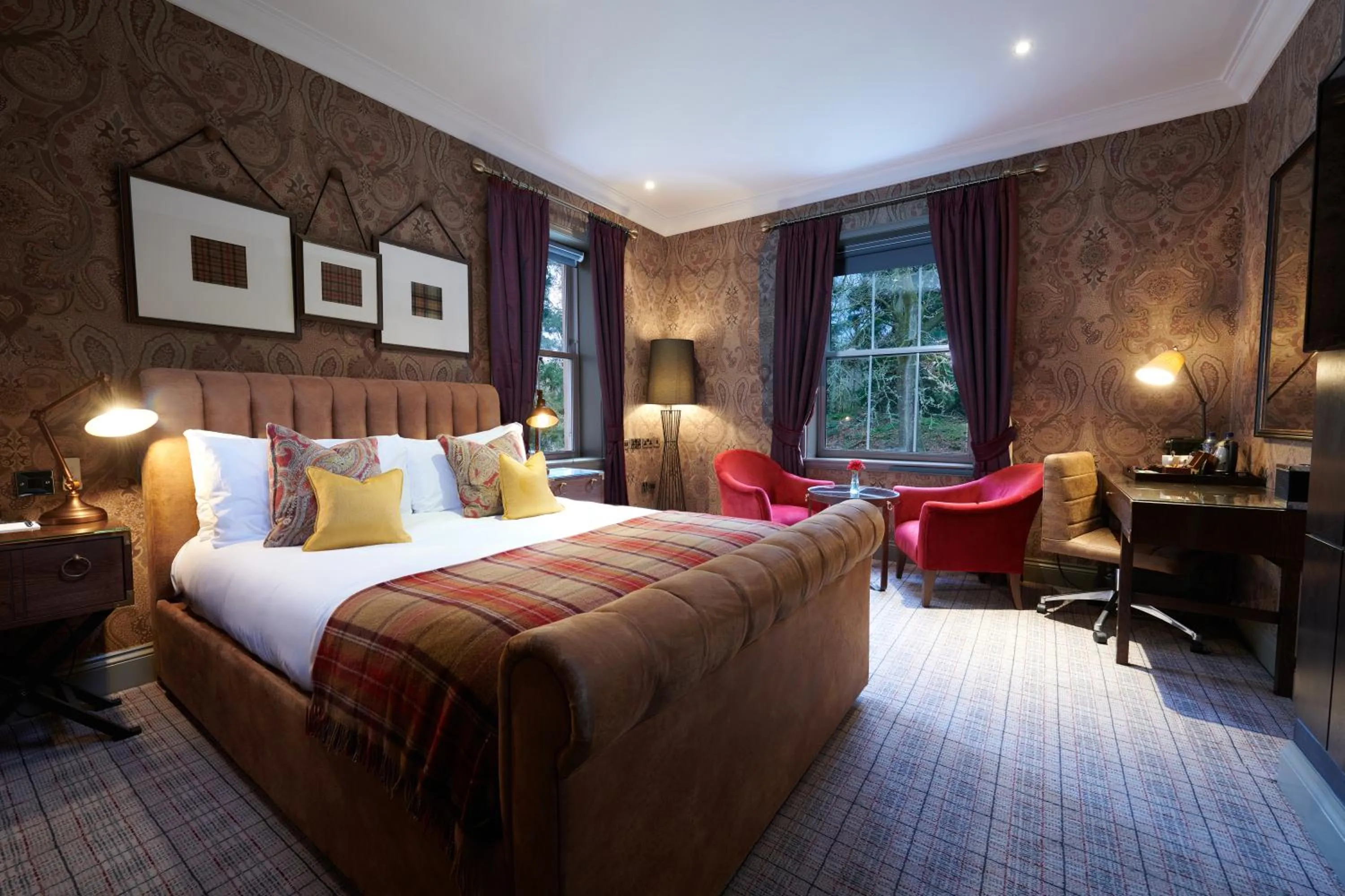 Bedroom, Bed in Cameron House on Loch Lomond