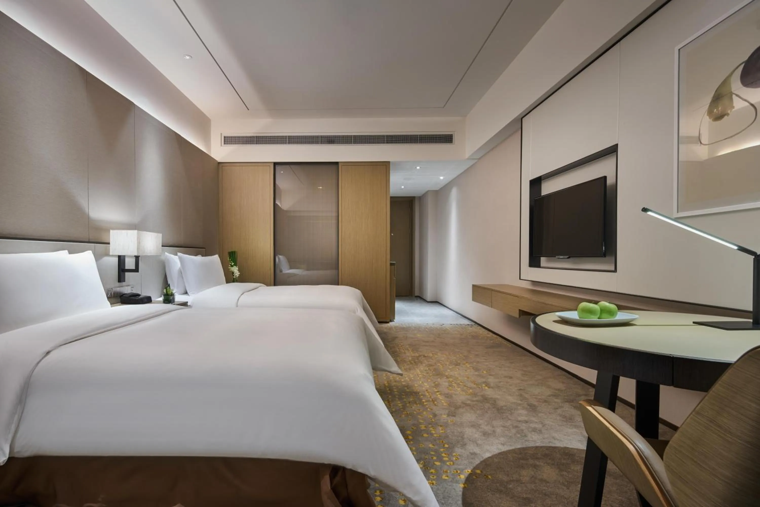 Bed in The QUBE Hotel Shanghai Hongqiao