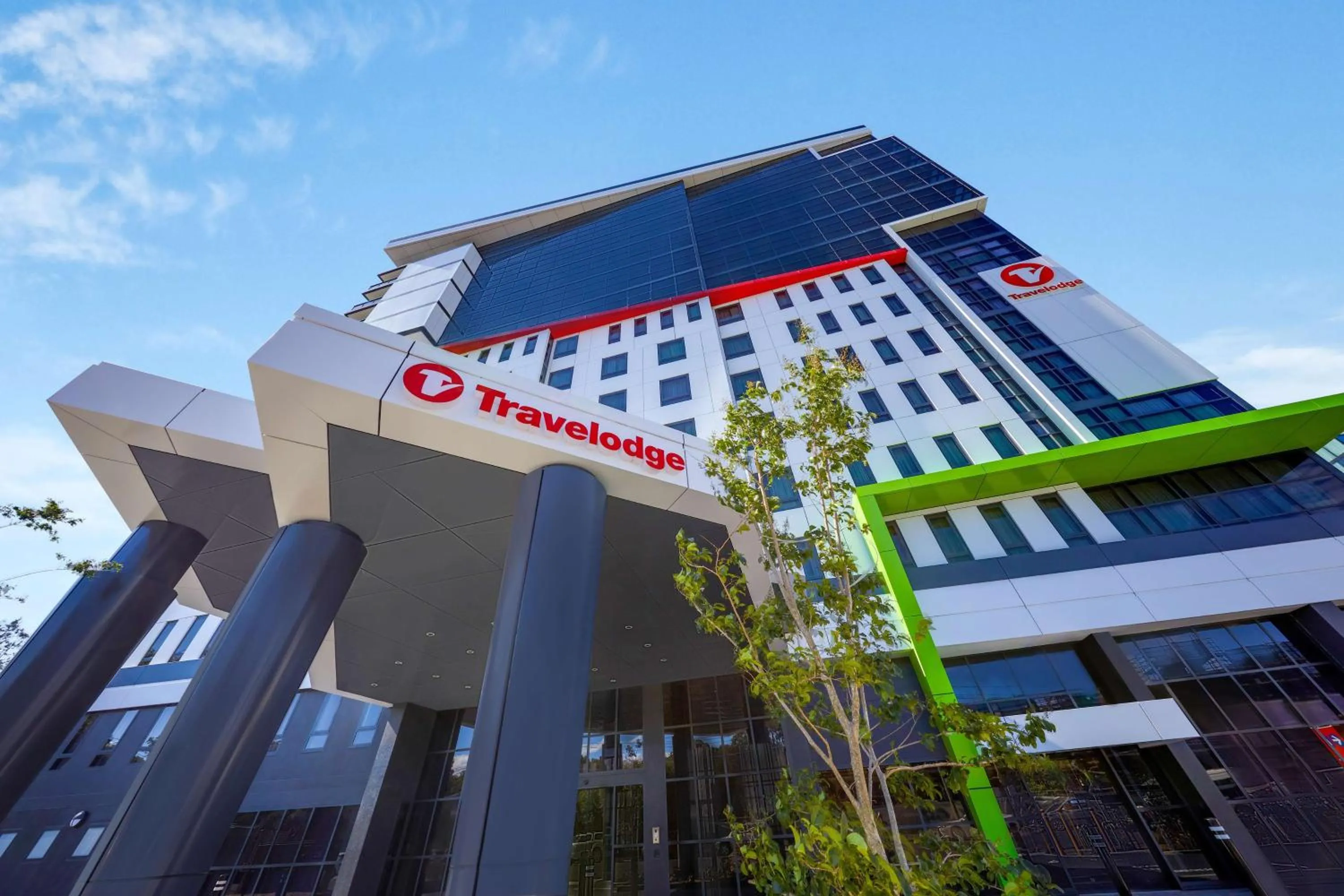 Property building in Travelodge Hotel Sydney Airport