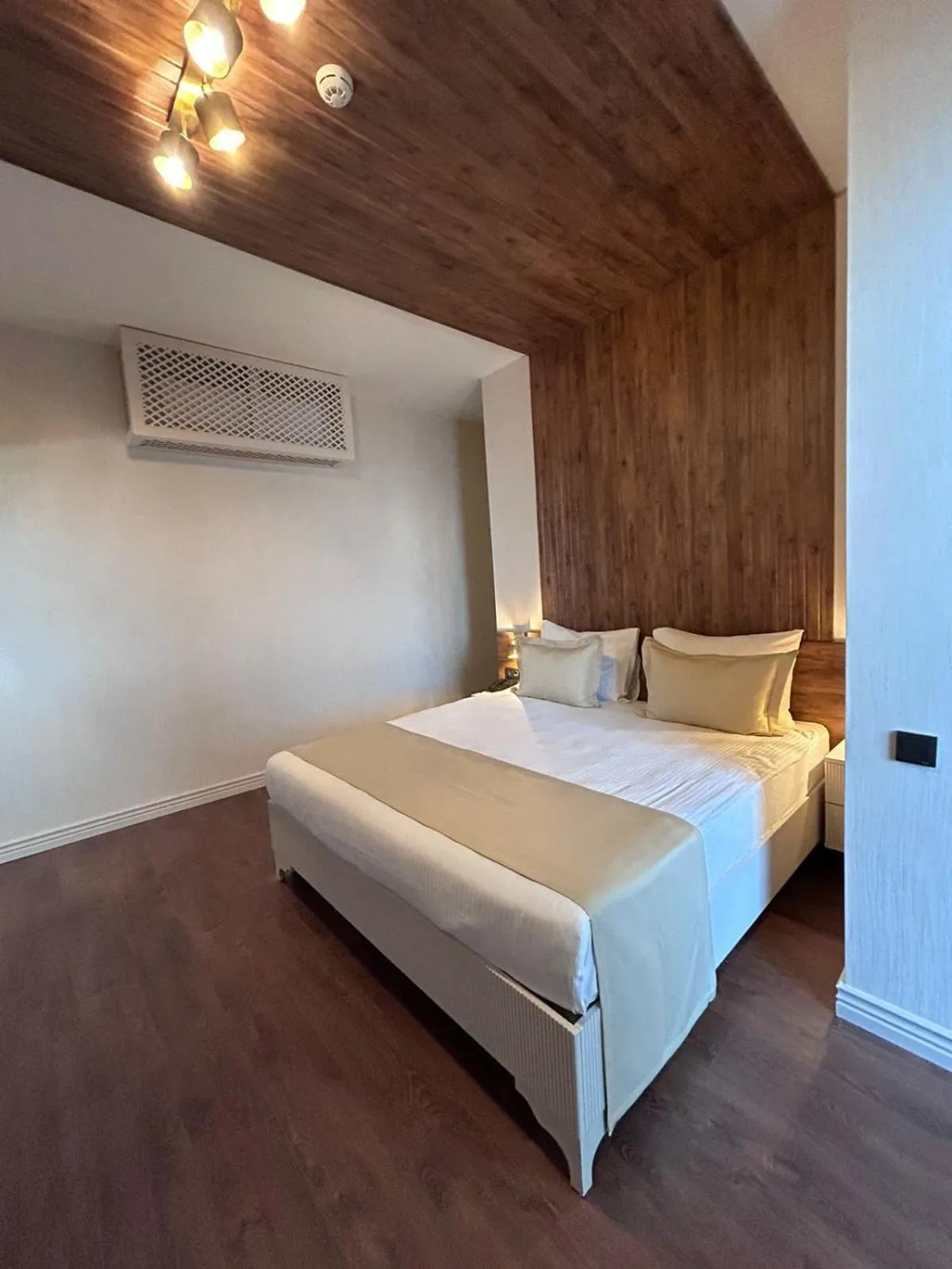 Bed in Sky Tower King Hotel