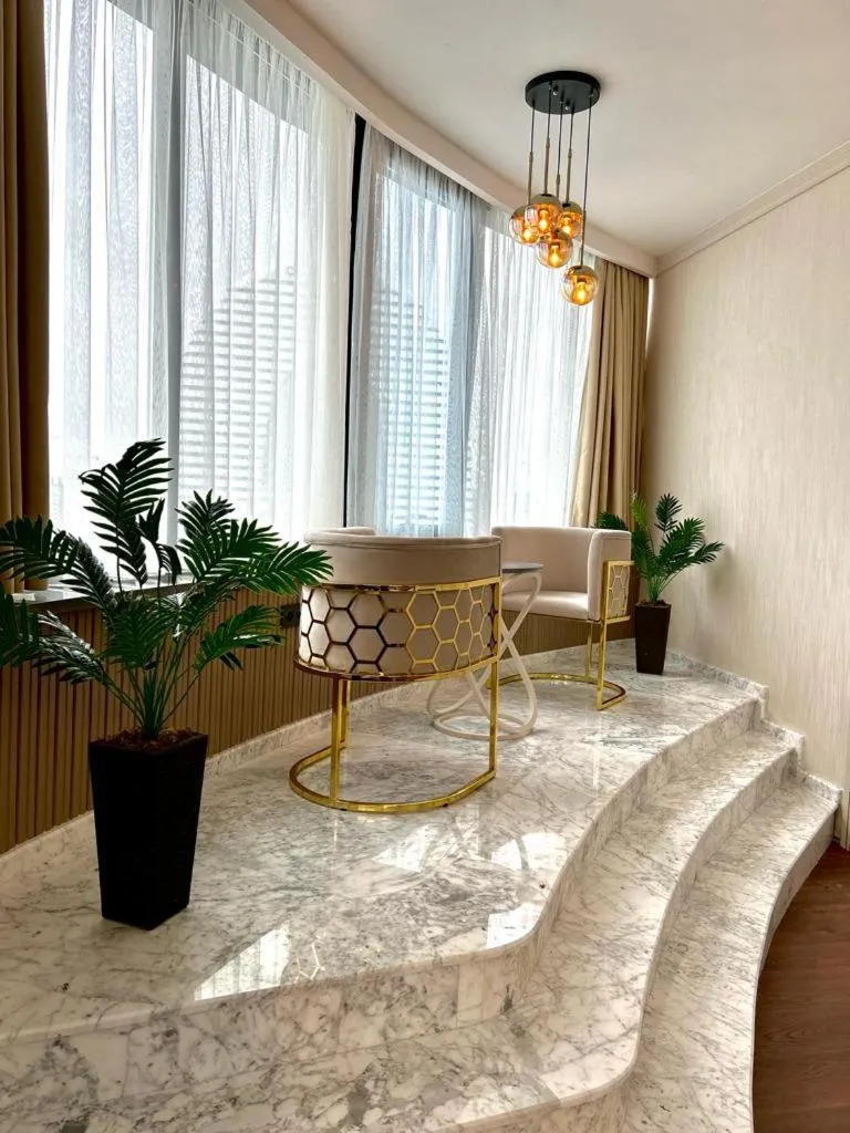 Living room in Sky Tower King Hotel