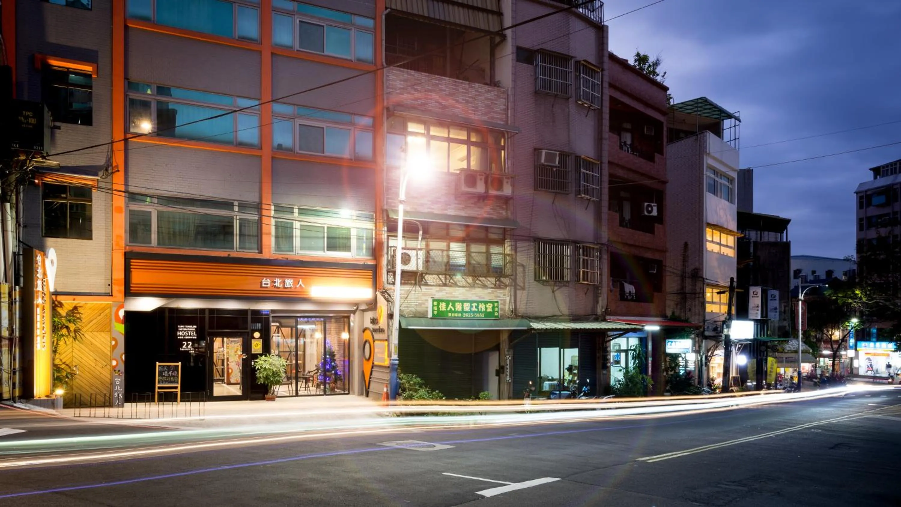 Property building in Taipei Travelers International Hostel