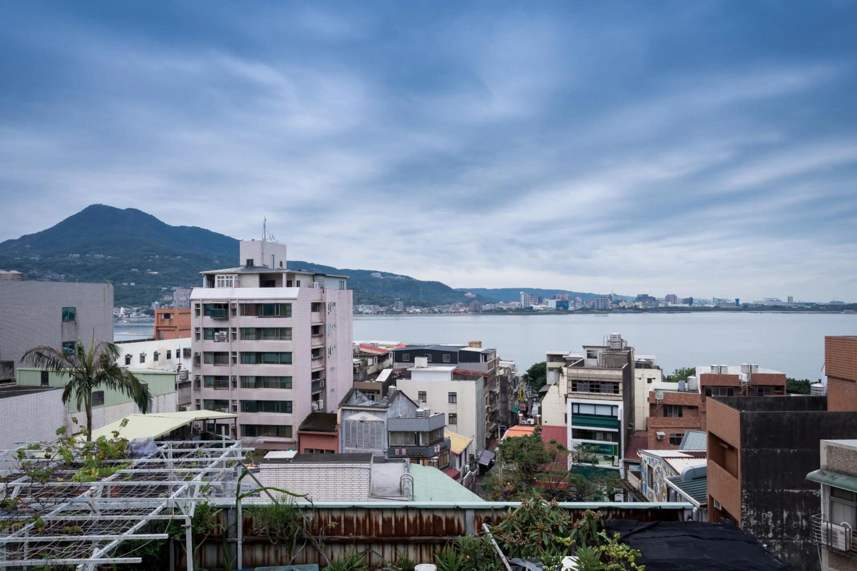 Neighbourhood in Taipei Travelers International Hostel