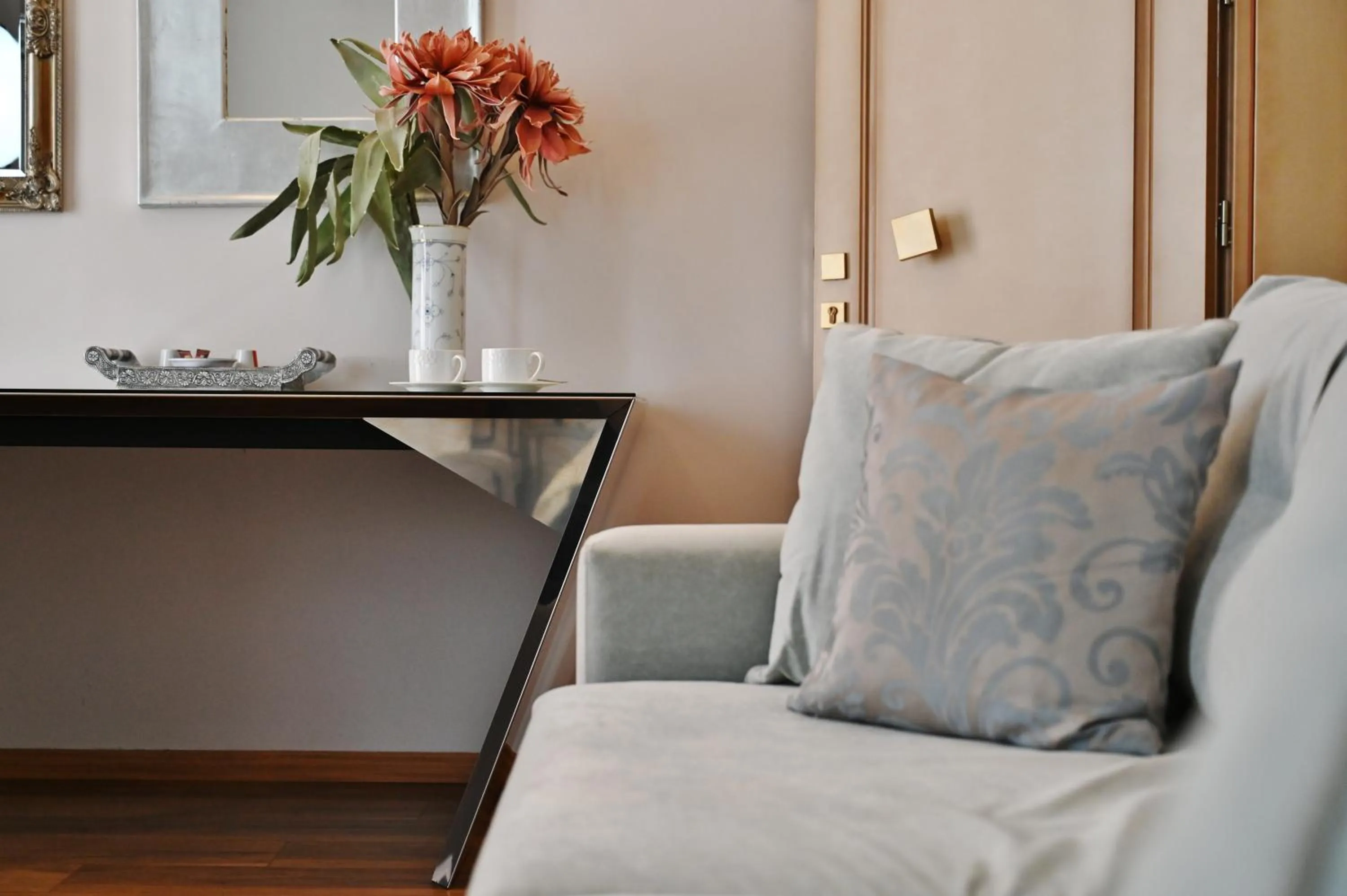 Decorative detail in Le Bijou Luxury Rooms & Suites