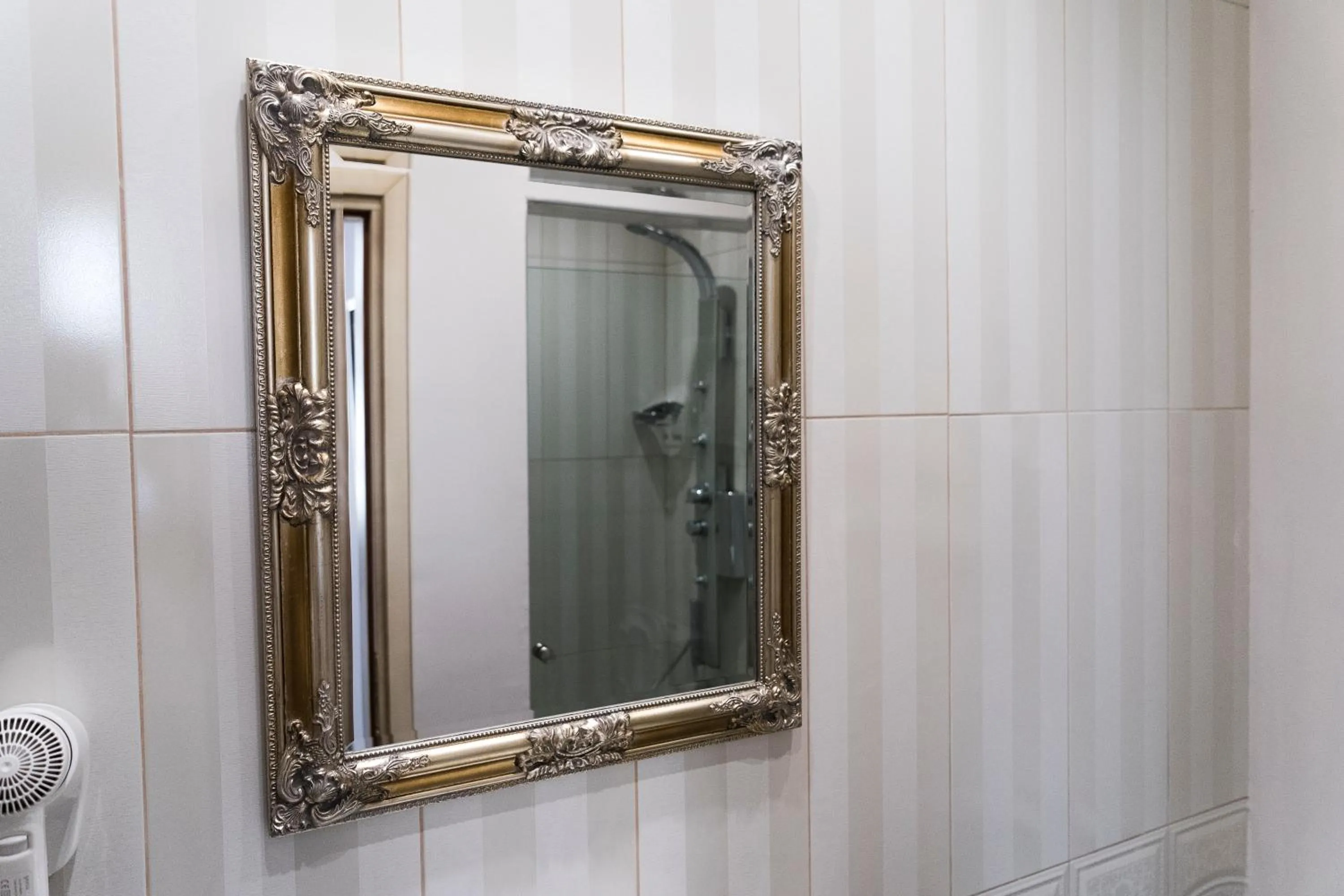 Bathroom in Le Bijou Luxury Rooms & Suites