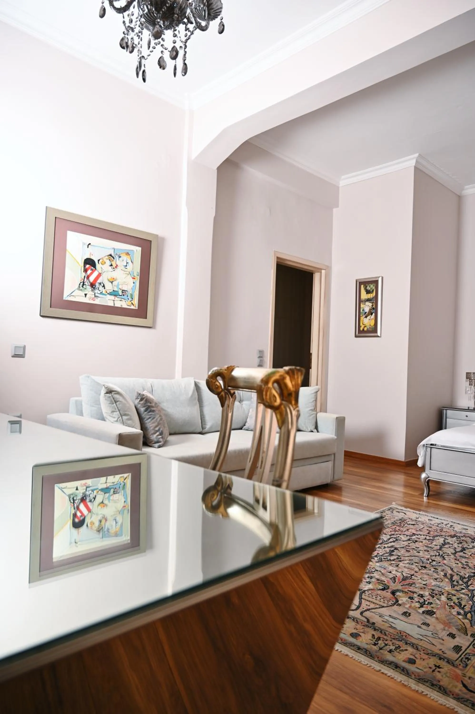 Decorative detail in Le Bijou Luxury Rooms & Suites