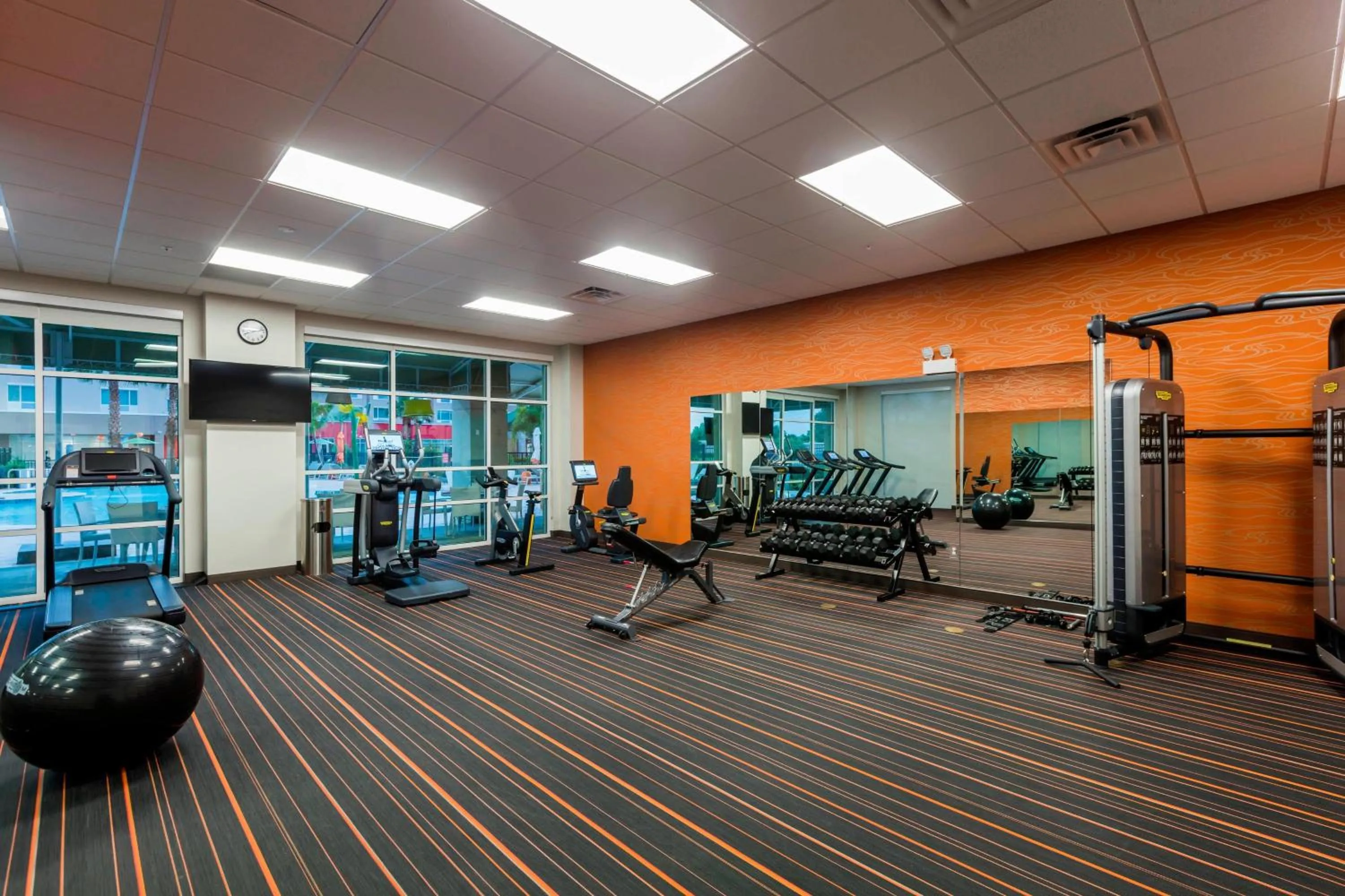 Fitness centre/facilities in TownePlace Suites by Marriott Orlando at SeaWorld