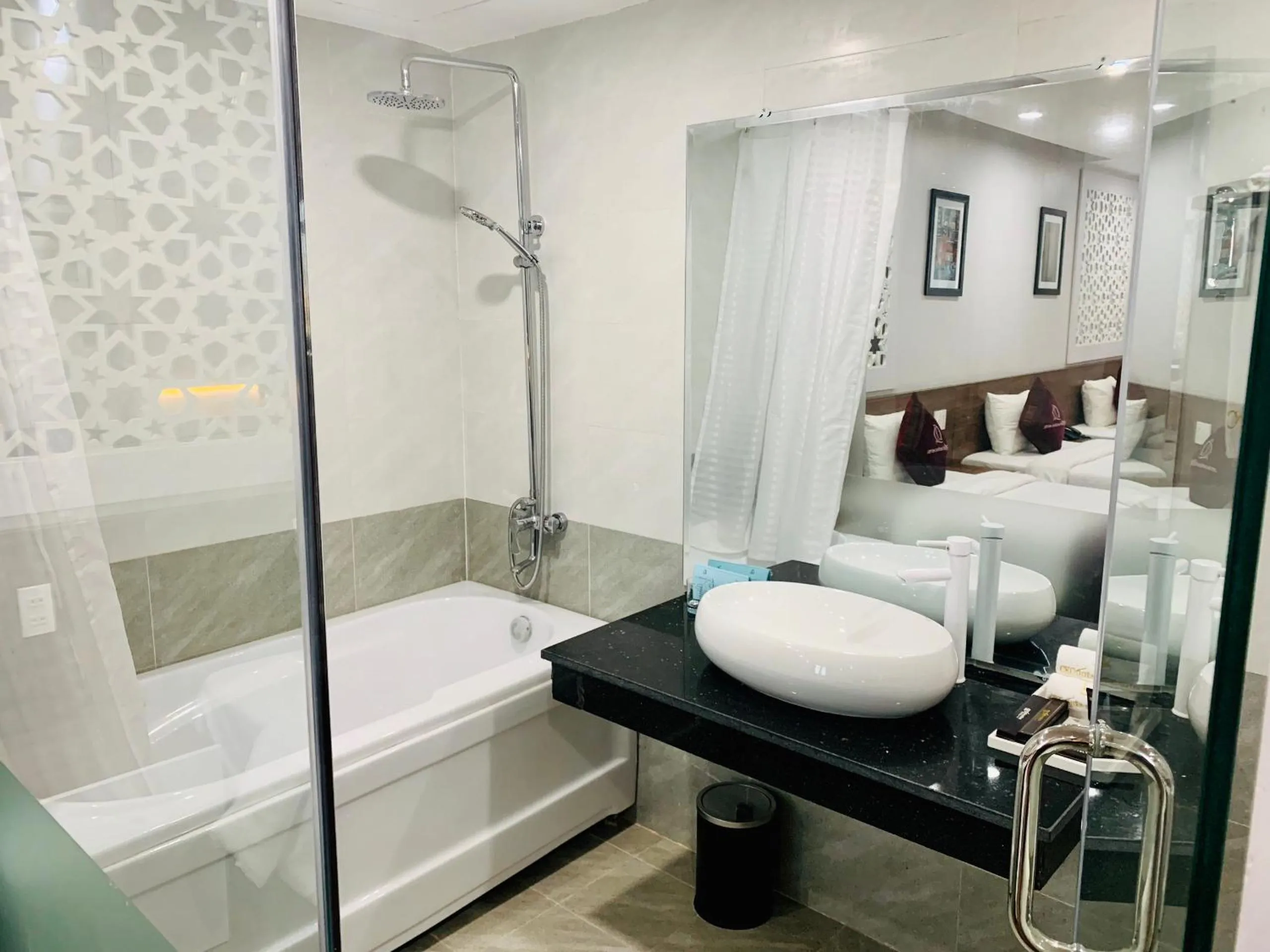 Hot Tub in CKC Thien Duong Hotel