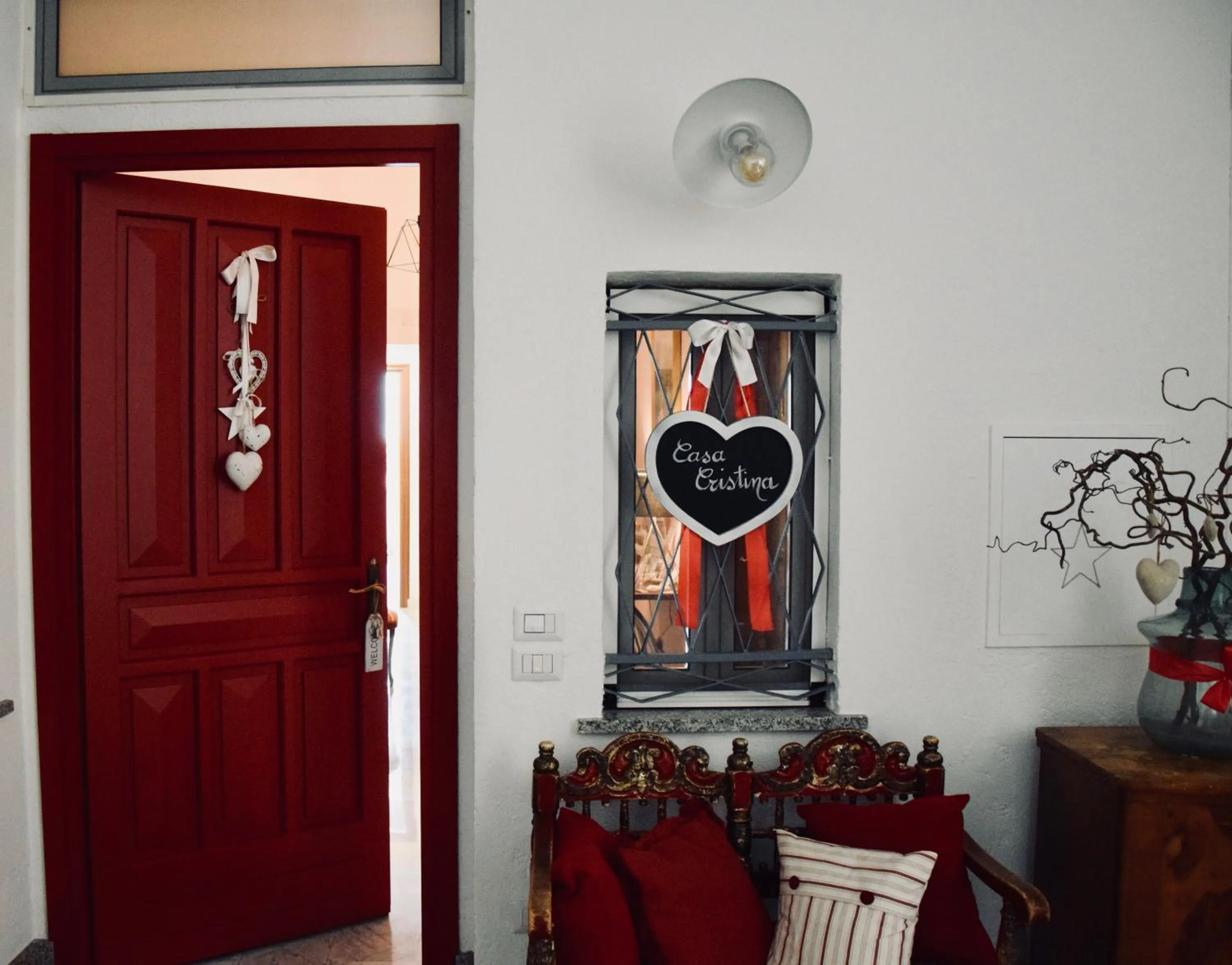 Facade/entrance in Casa Cristina