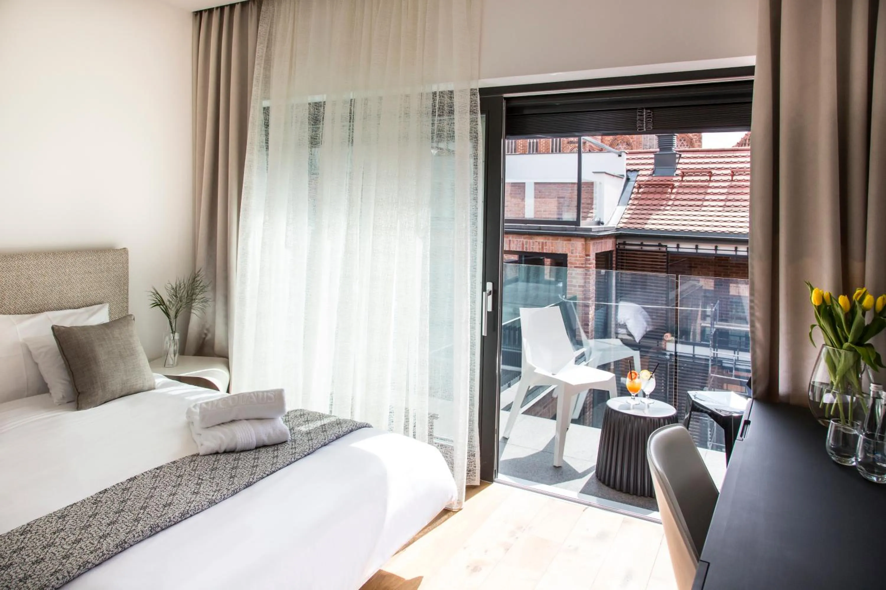 Shower, Bed in Hotel Nicolaus