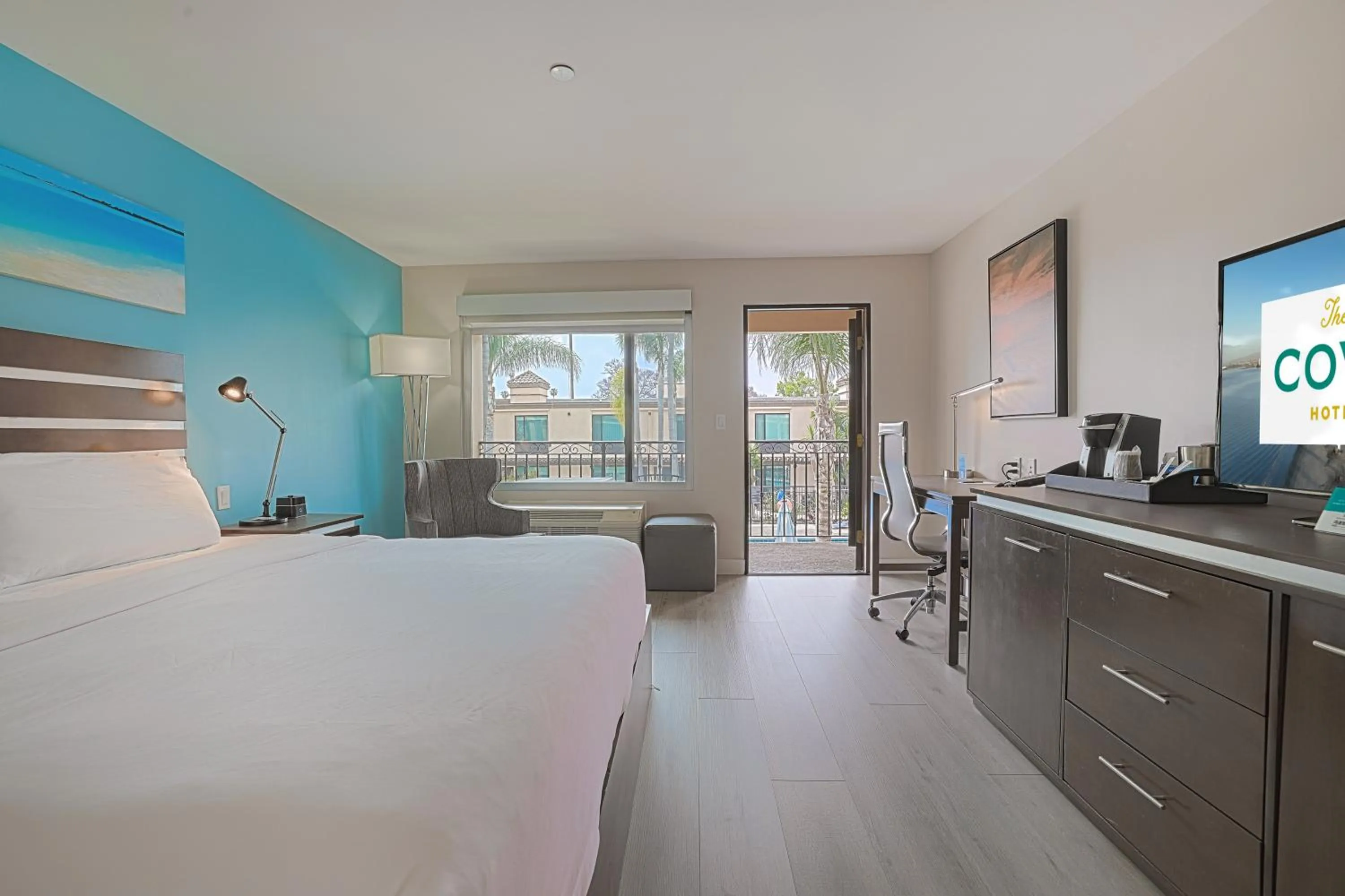 Bed in The Cove Hotel