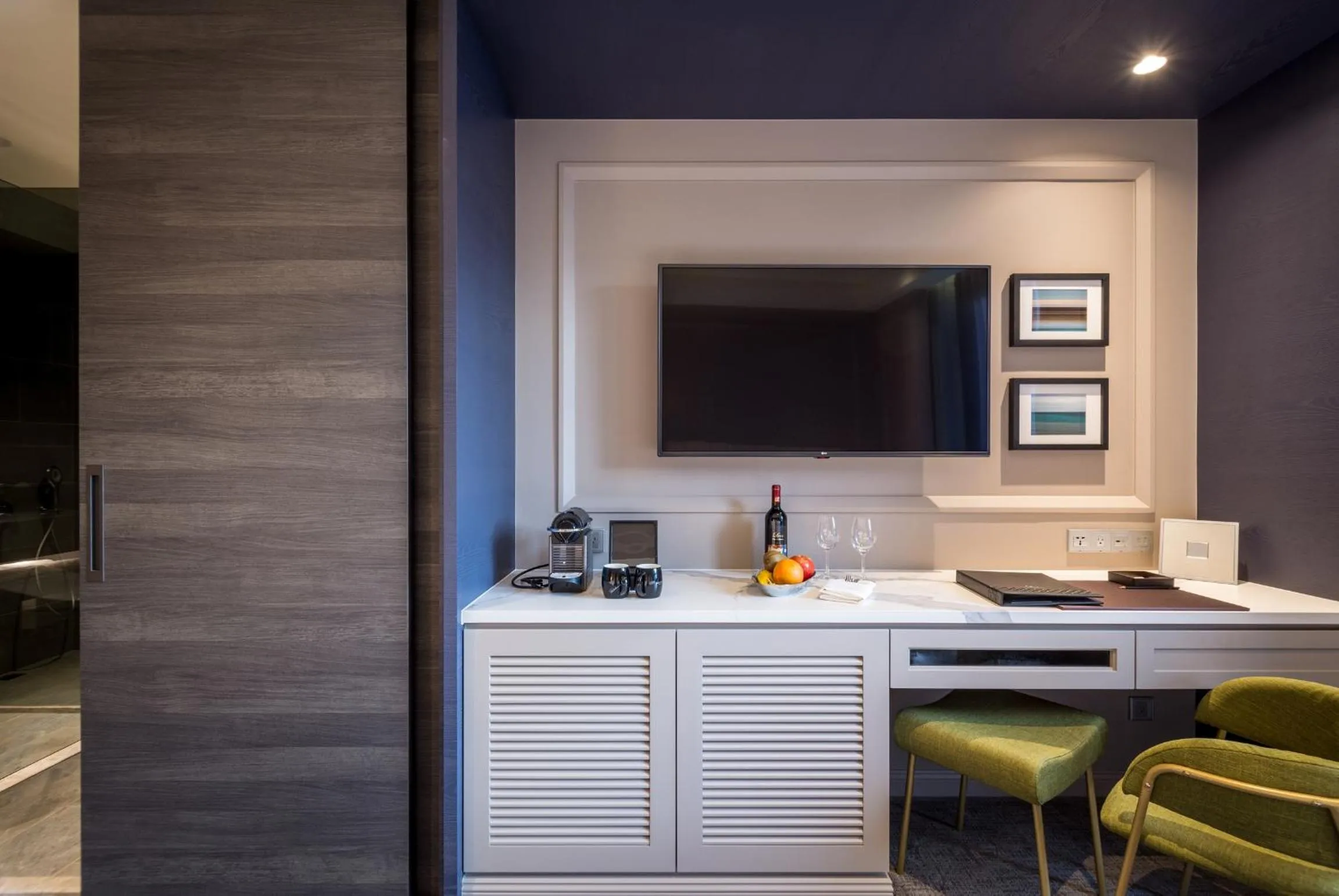 Decorative detail in Park Lees Hotel