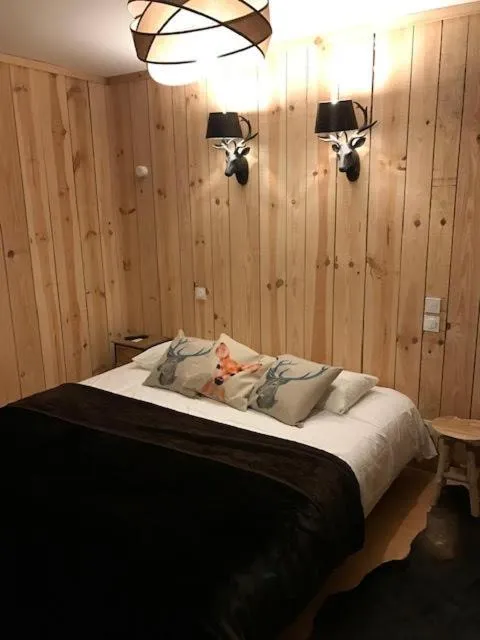 Bed in L'hostellerie de Sèvremont