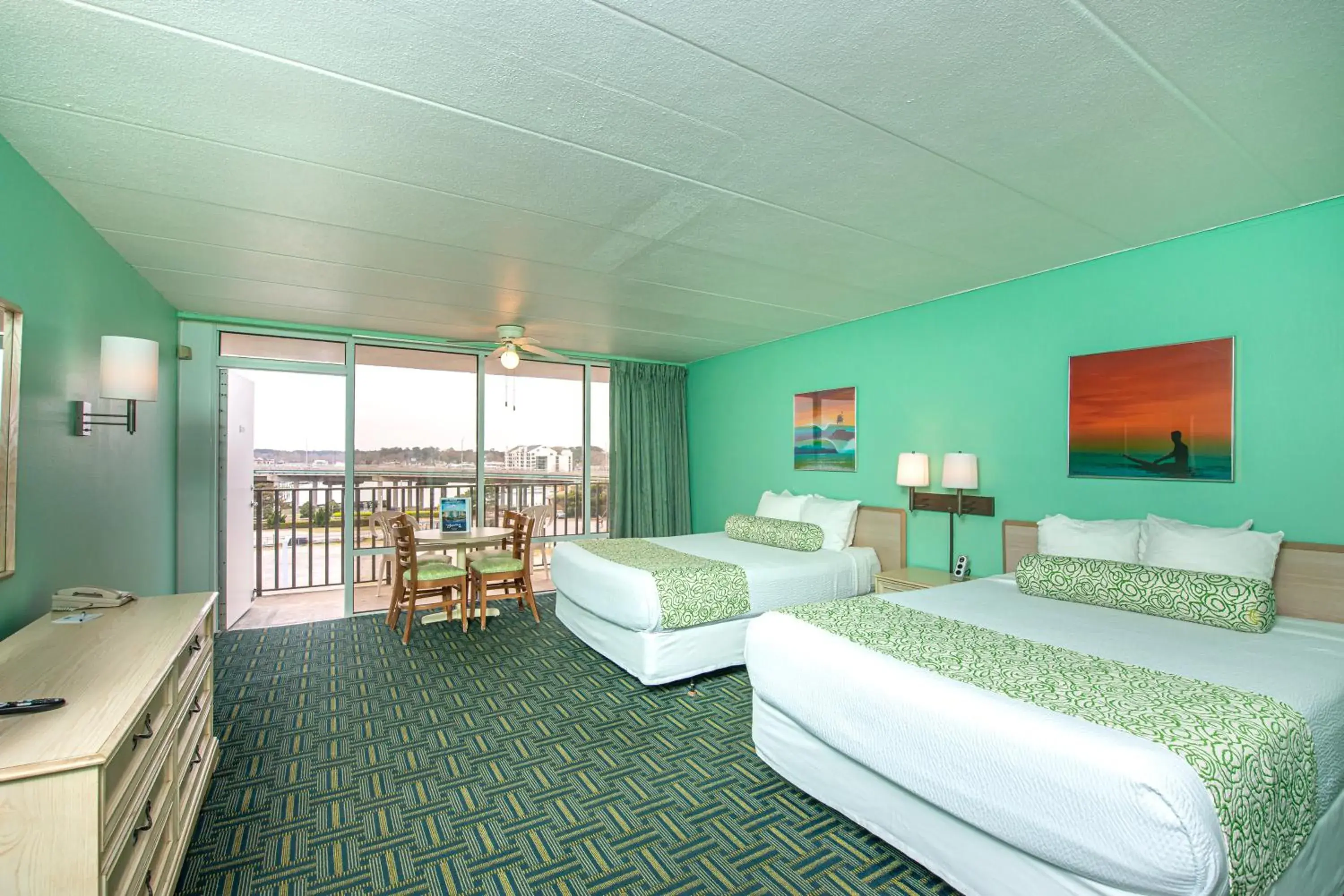 Pool-side Standard Room, 2 Double beds in The Schooner Inn Pool-side Standard Room, 2 Double beds in The Schooner Inn