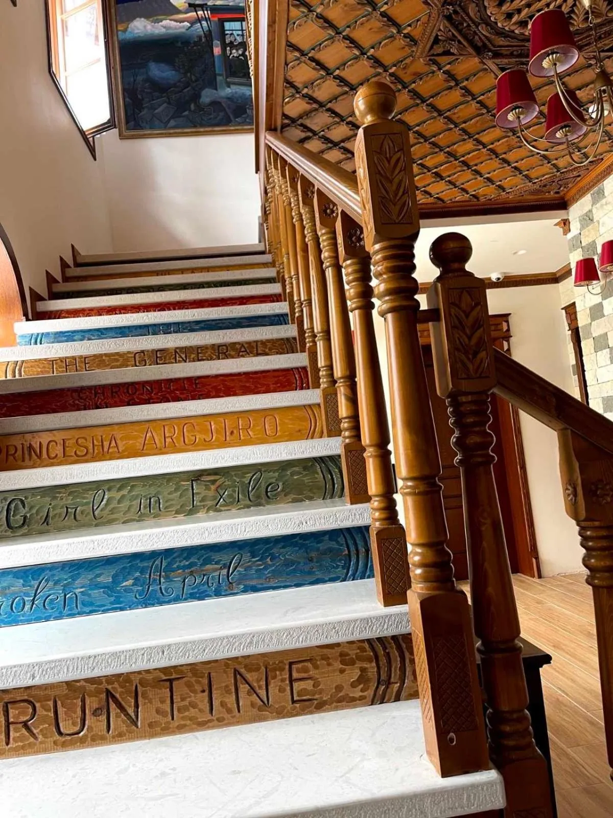 Text overlay in KERCULLA Resort