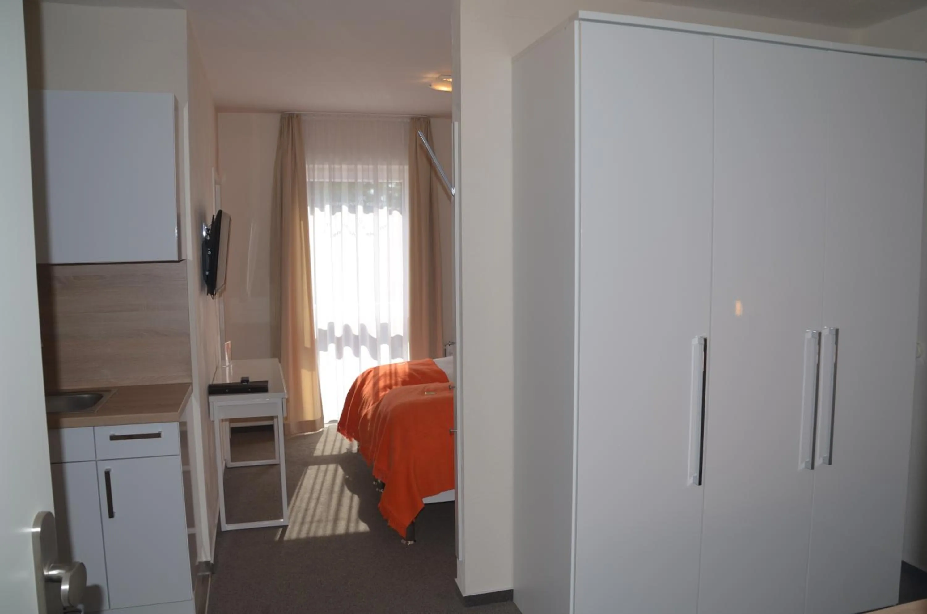 Photo of the whole room in Weyher Aparthotel