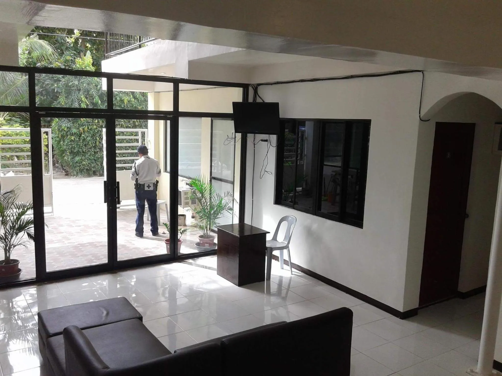 Lobby or reception in Luna Oslob Travellers Inn