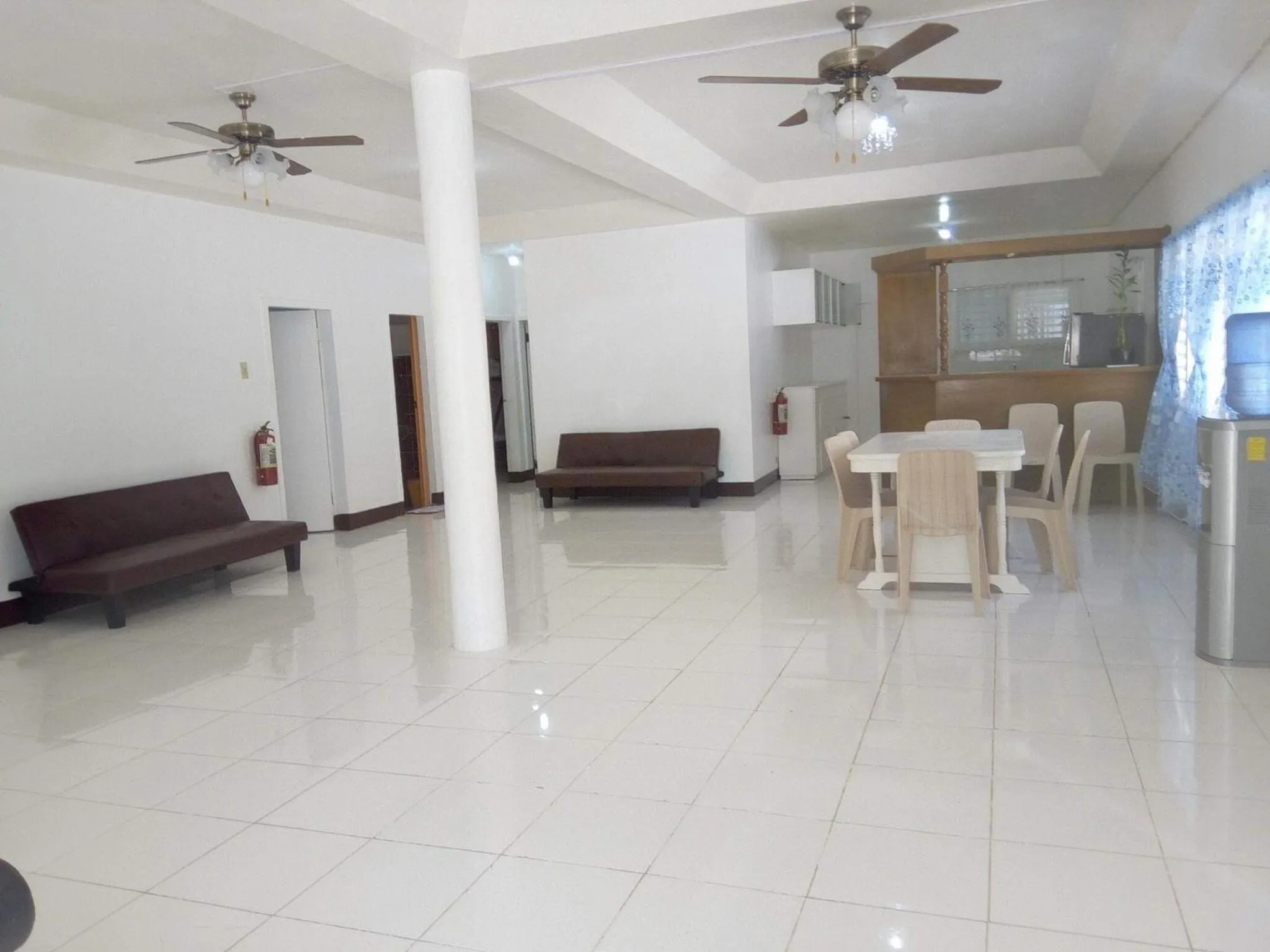 Living room in Luna Oslob Travellers Inn