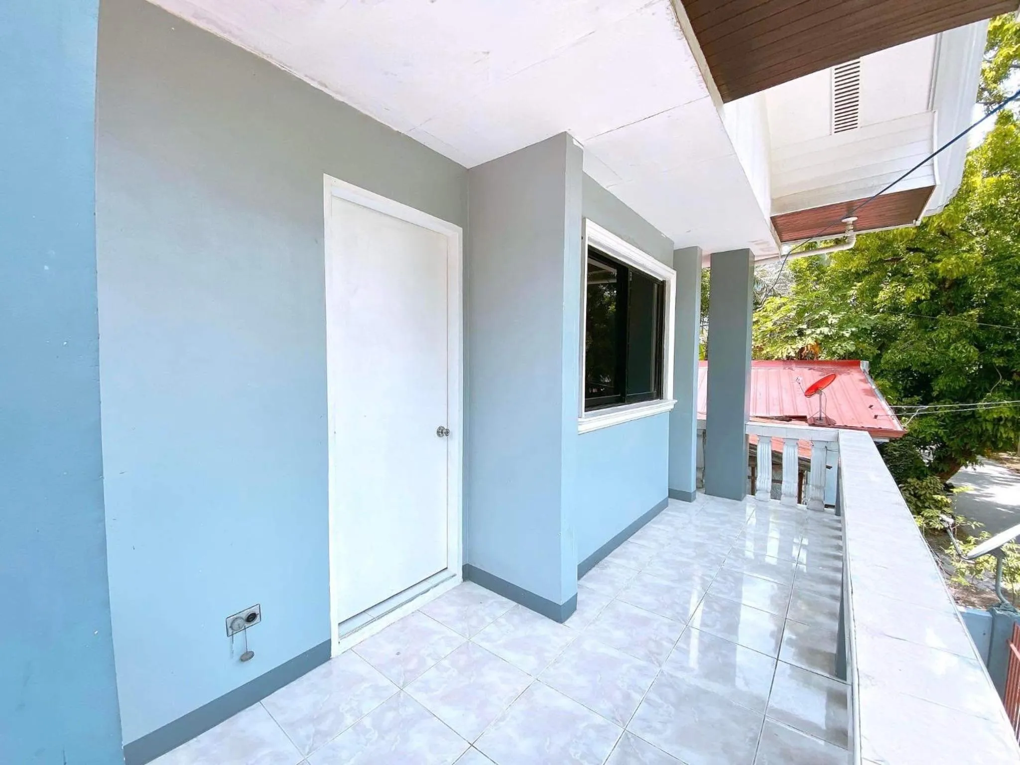 Day in Luna Oslob Travellers Inn