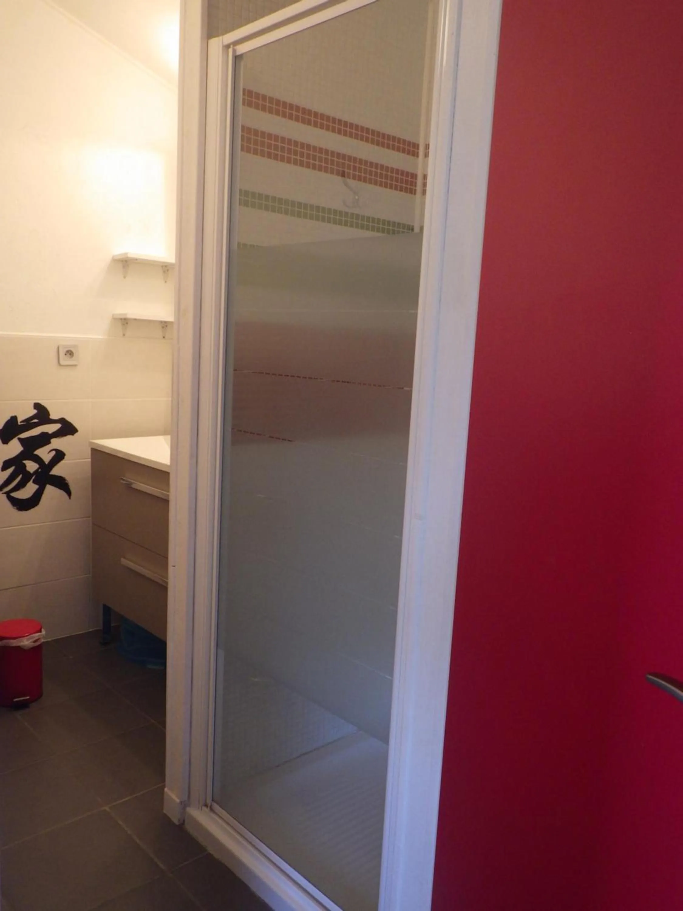 Bathroom in beau t2 tharon