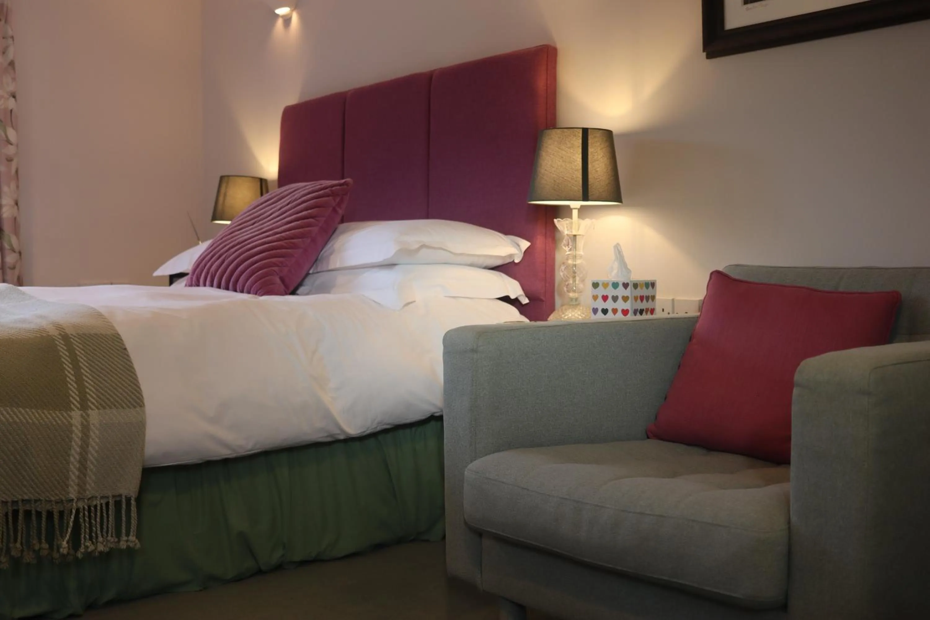 Bed in The Horseshoe Country Inn