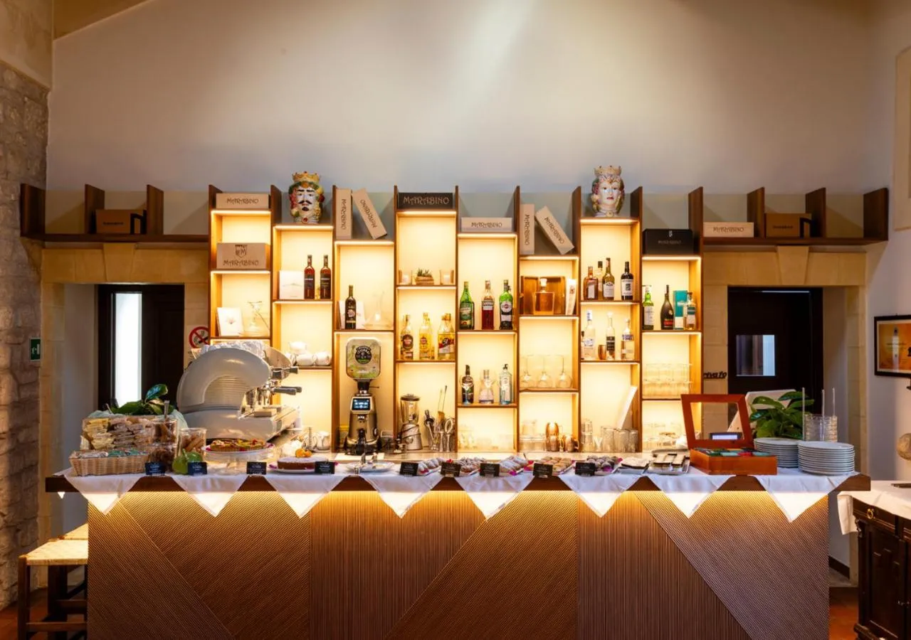 Breakfast in Relais Torre Marabino