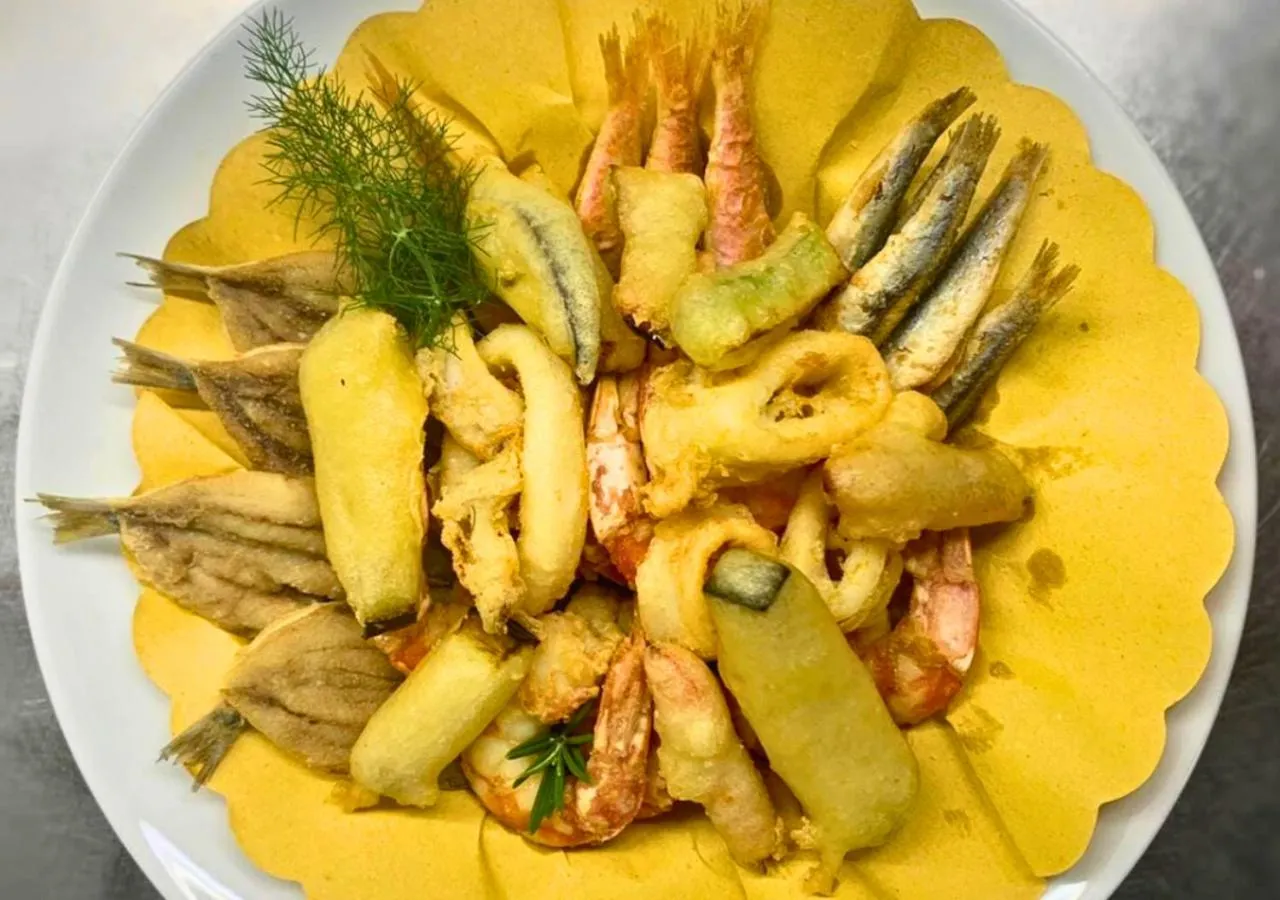 Restaurant/places to eat in Relais Torre Marabino