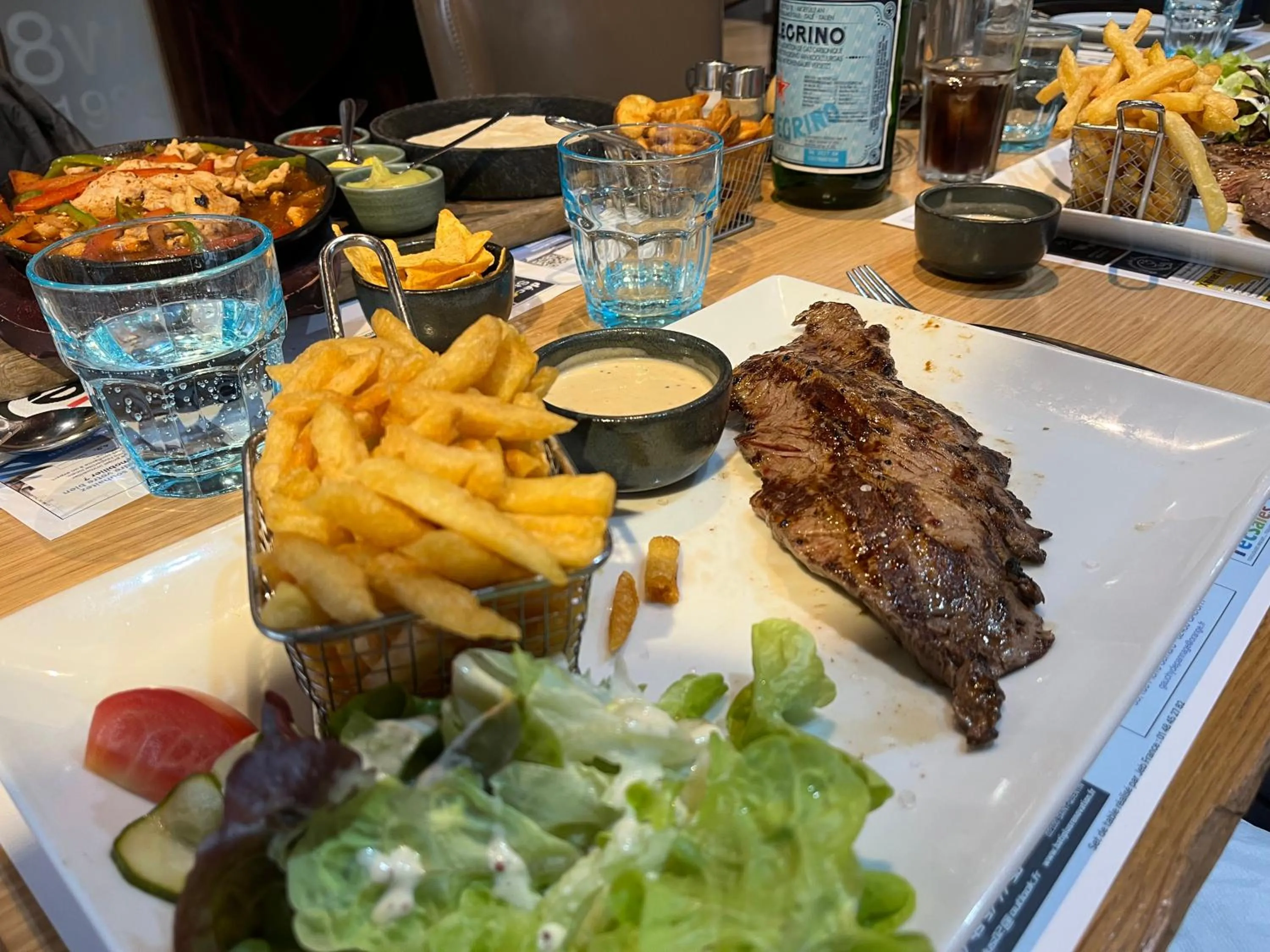 Food and drinks in Hôtel & Appartements Le Florence